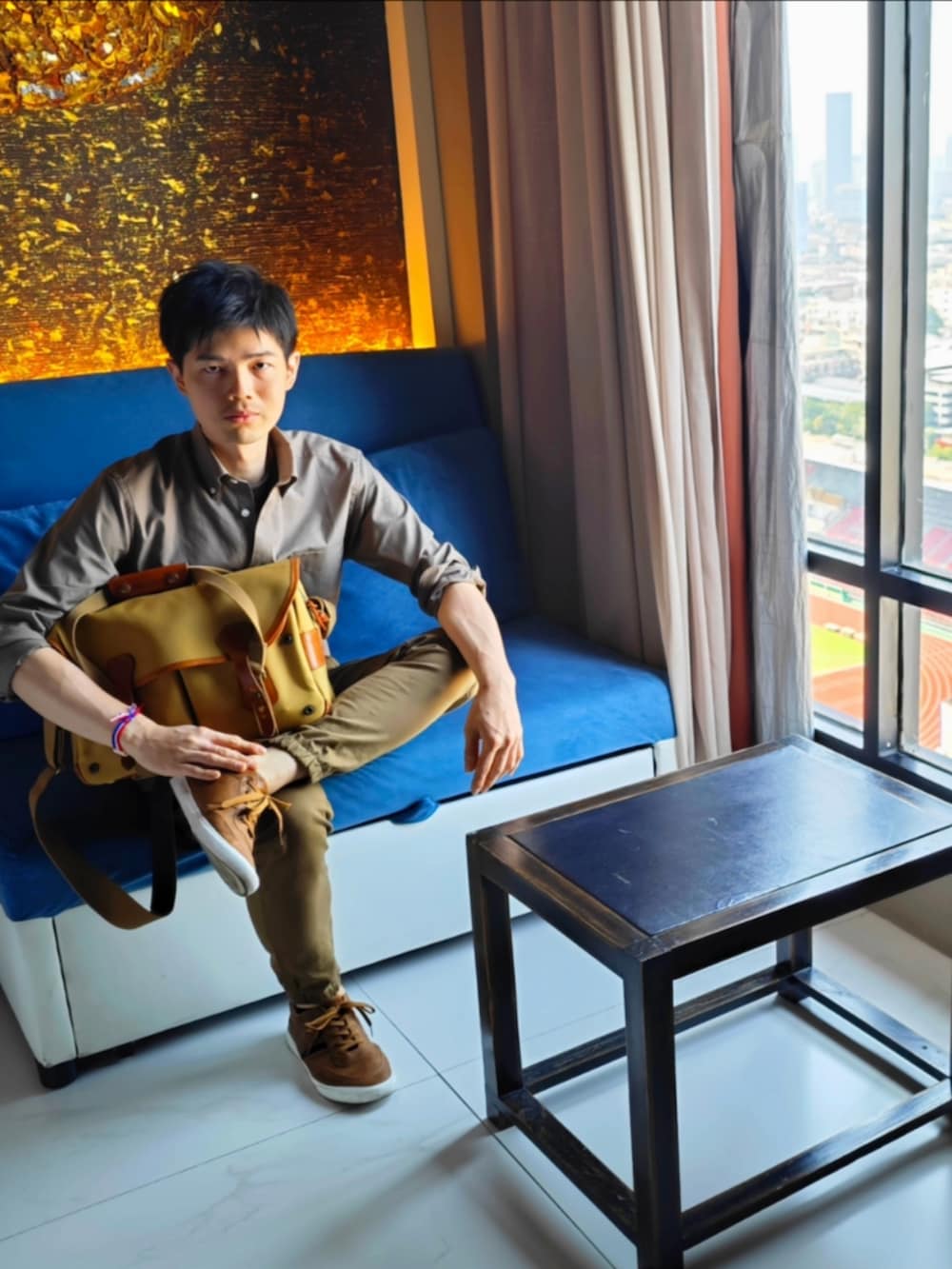 「ootd、UNIQLO、MUJI、工裝褲、皮鞋、基礎款、棕色、BROWN、STYLE」｜「UNIQLOのアイテム（チノパンツ、ブラウン系）」を使った、drizzlydayさん（メンズ・170cm）の冬コーディネートの2枚目の写真