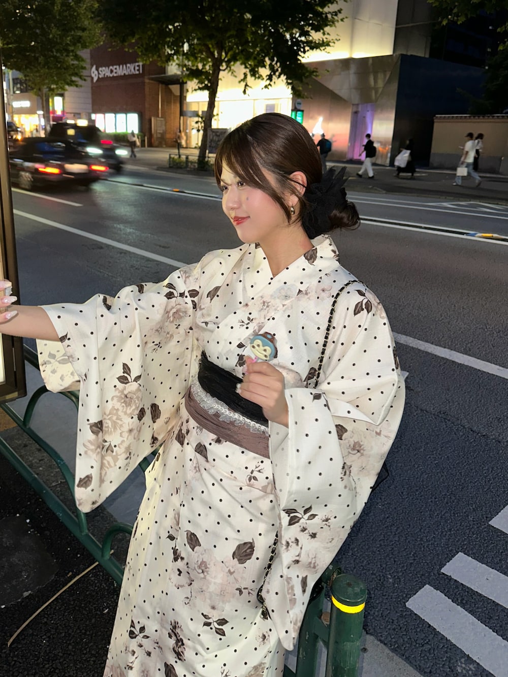 その他の浴衣を着用したレディースの夏コーディネートの2枚目の写真