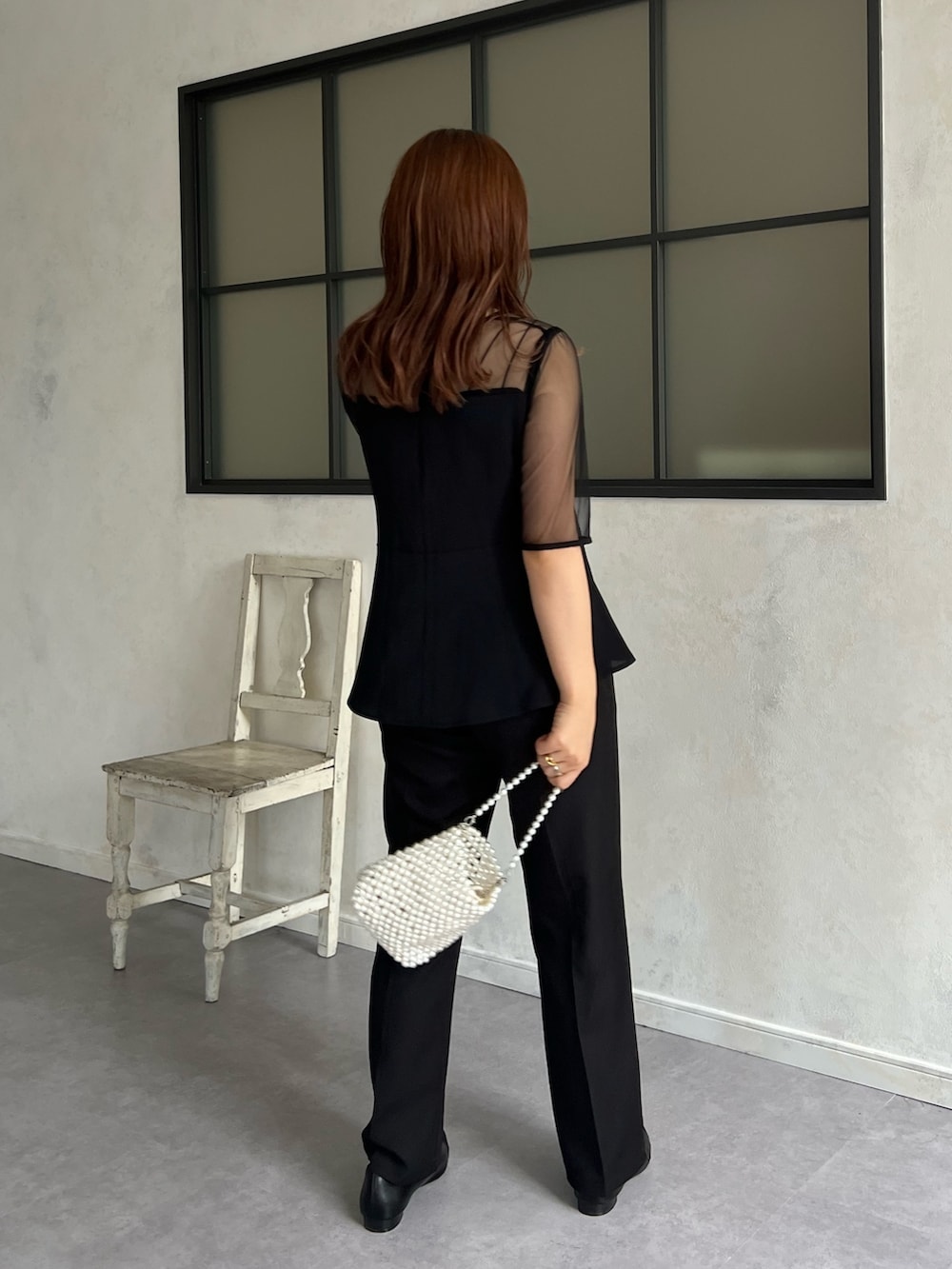 「秋服準備はじめました、今日のコスメと服、お呼ばれスタイル、結婚式、オケージョン、プチプラ、秋コーデ、お出かけコーデ、セットアップ、シンプルコーデ、ブラック、ワントーンコーデ、キレイめ」｜「prose verseのベロアカチューシャ（カチューシャ、ブラック系）」を使った、ももぞうさん（レディース・154cm）の秋コーディネートの3枚目の写真