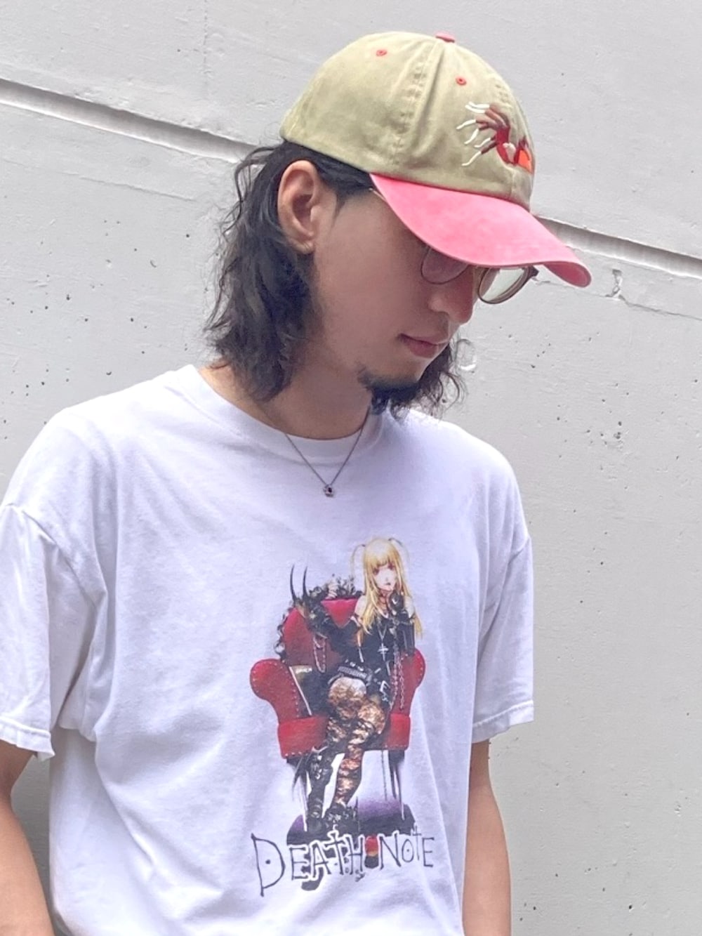 「大人カジュアル、オタクコーデ、白Tシャツ、アニメT、vintage、キャップコーデ、メガネ男子、古着MIX、古着、古着コーデ、デニムパンツ、ワイドデニム、ワイドパンツ、adidas、爽やかコーデ」｜「Alfred Alexの【Alfred Alex】gradation wide straight denim pants / グラデーションワイドストレートデニムパンツ（デニムパンツ、ブルー系）」を使った、Osam@脱シンプルコーデさん（メンズ・178cm）の夏コーディネートの2枚目の写真