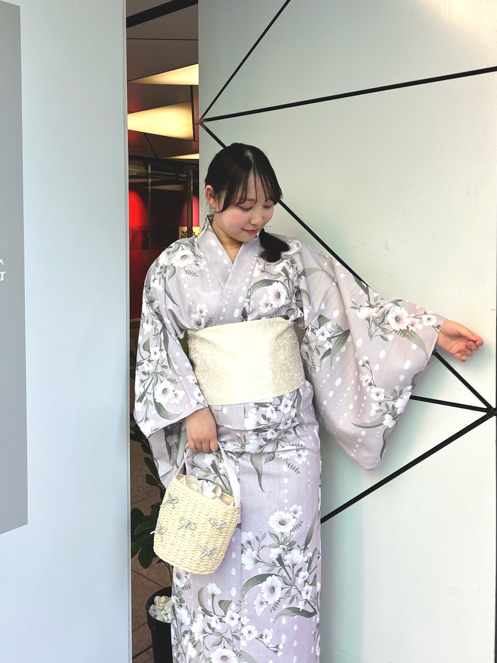 「サンダル、浴衣、浴衣女子、浴衣コーデ、浴衣祭り、浴衣デート、浴衣ヘア、浴衣 お祭り、浴衣アレンジ」｜「one after another NICE CLAUPの【1人で着られる】セパレート浴衣 / 浴衣+作り帯セット（浴衣、ピンク系）」を使った、るなさん（レディース・158cm）の春コーディネートの2枚目の写真