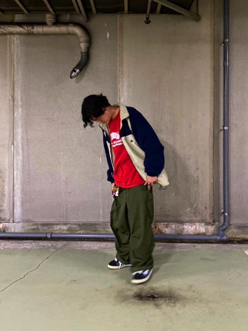 「秋ルック紹介するよ、休日コーデ、秋のコーデ、秋、メンズコーデ、古着、NIKE、今日のコーデ、いいね、save、フォローお願いします🤑、古着好きな人と繋がりたい、ストリートコーデ、スニーカーコーデ、ゆったりコーデ、メンズファッション、秋🍁コーデ」｜「古着のアイテム（その他、その他）」を使った、seanipさん（メンズ・176cm）の秋コーディネートの2枚目の写真