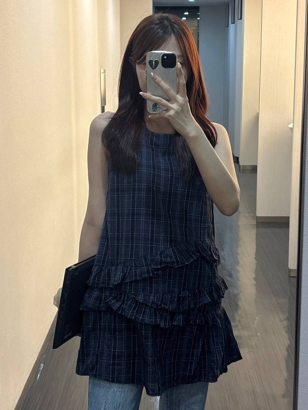 その他のワンピースを着用したレディースの夏コーディネートの2枚目の写真