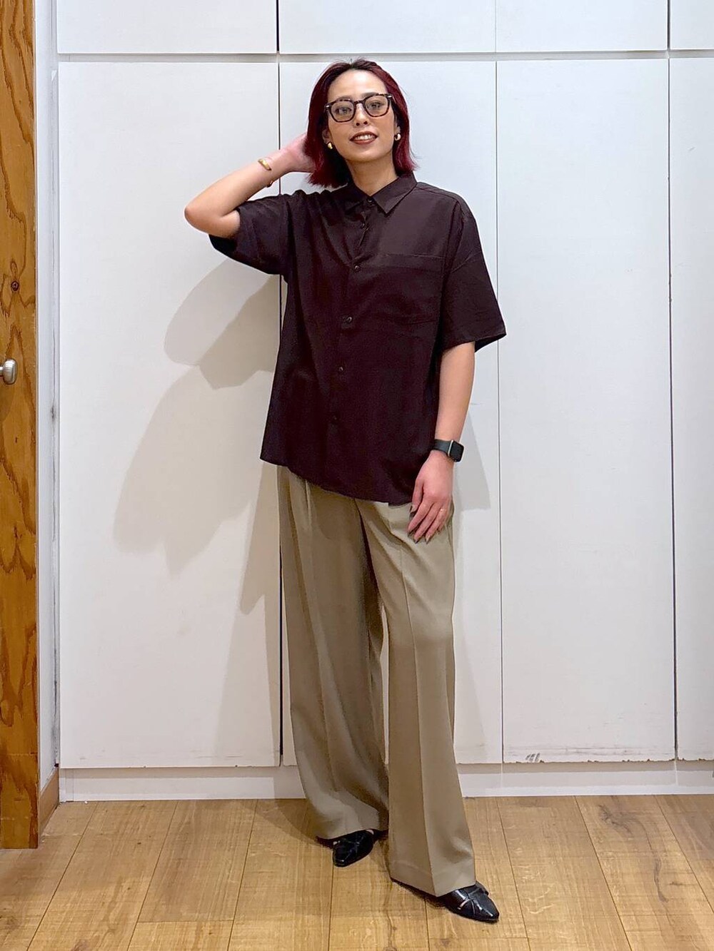 「体型カバー、高見え、高身長、ママコーデ、骨格ストレート、GLOBAL WORK、着痩せ・細見え」|「GLOBAL WORKのUVカットアソートサングラス/283830(サングラス、ブラウン系)」を使った、ココさん(レディース・165cm)の春コーディネートの2枚目の写真