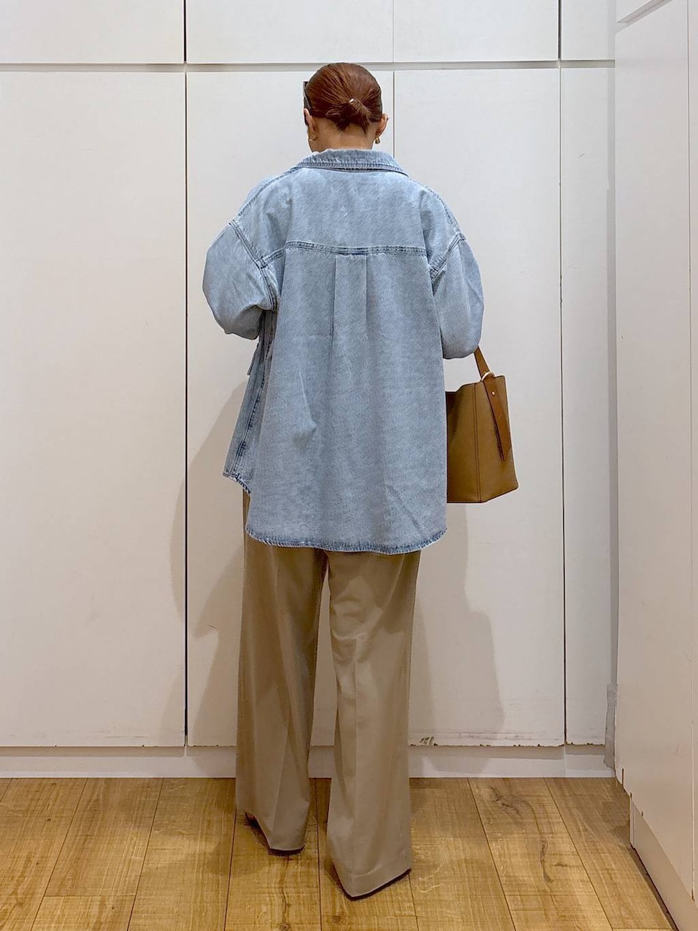 「体型カバー、高見え、高身長、ママコーデ、骨格ストレート、GLOBAL WORK、着痩せ・細見え、and STセール、秋コーデ」｜「GLOBAL WORKのスペ軽5WAYショルダー/253022（ショルダーバッグ、ブラウン系）」を使った、ココさん（レディース・165cm）の夏コーディネートの5枚目の写真