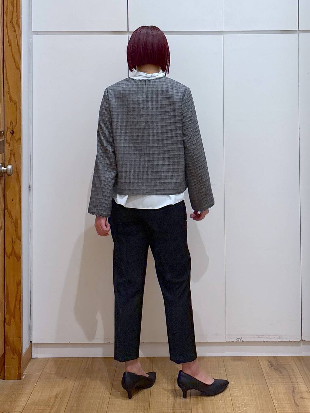 「着痩せ・細見え、体型カバー、高見え、高身長、ママコーデ、骨格ストレート、GLOBAL WORK」｜「GLOBAL WORKのお手入れらくらく2WAYボウタイブラウス/133609（シャツ/ブラウス、グリーン系）」を使った、ココさん（レディース・165cm）の春コーディネートの4枚目の写真