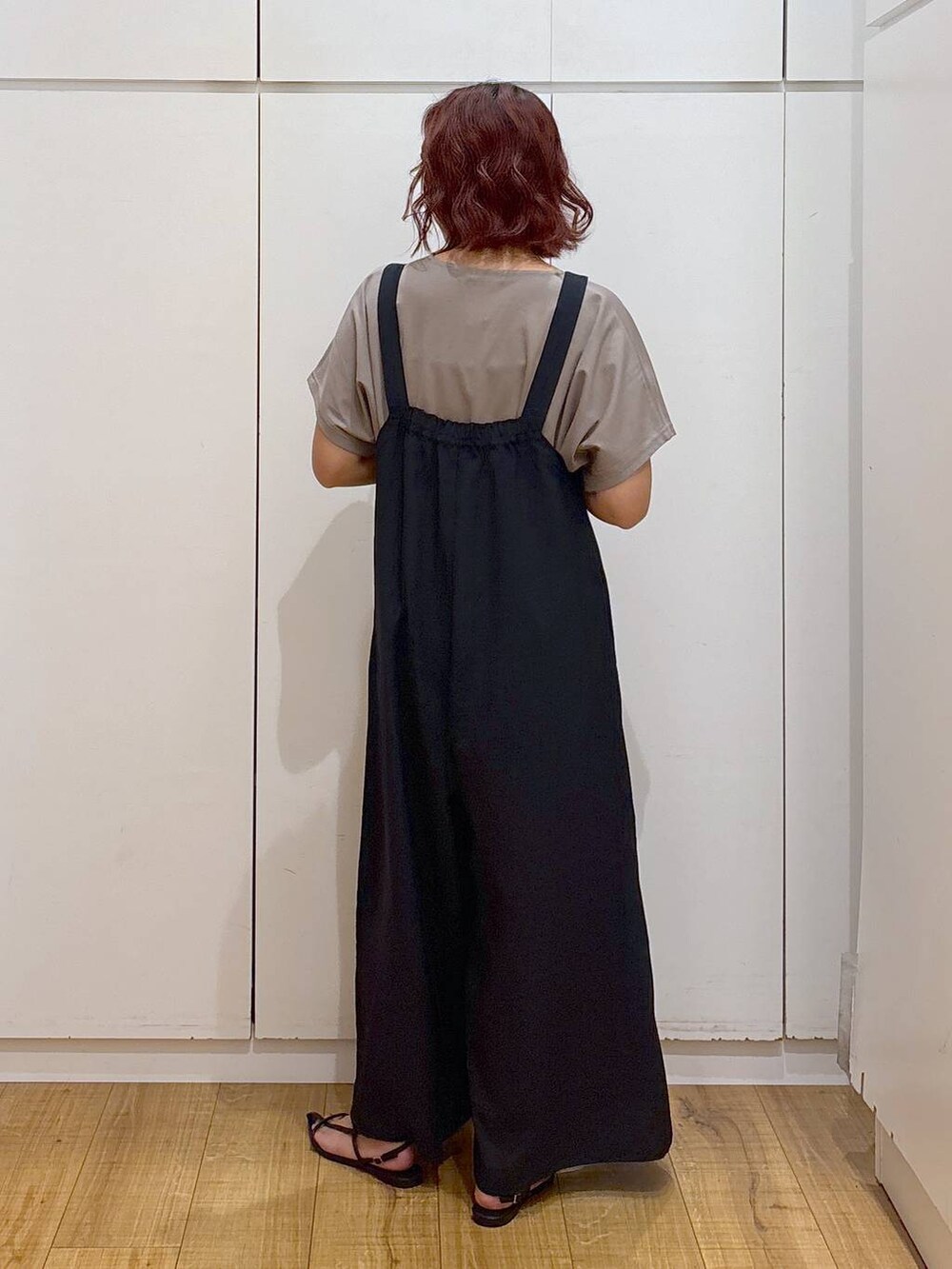 「体型カバー、高見え、高身長、ママコーデ、骨格ストレート、GLOBAL WORK、着痩せ・細見え」｜「A part byのクロスフラットサンダル（サンダル、ブラック系）」を使った、ココさん（レディース・165cm）の夏コーディネートの4枚目の写真