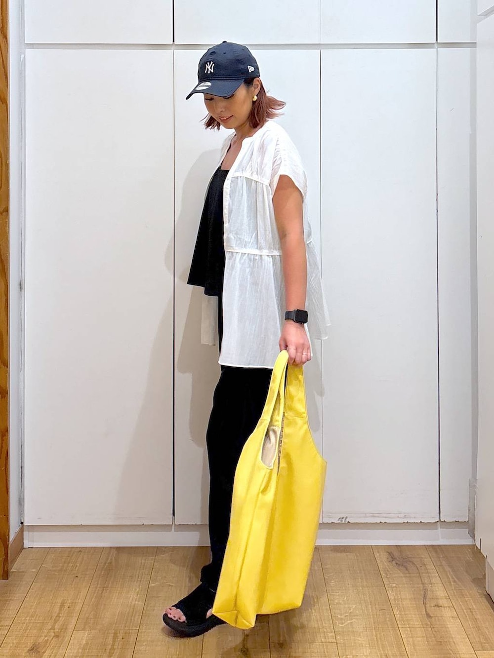 「体型カバー、高見え、高身長、ママコーデ、骨格ストレート、GLOBAL WORK、着痩せ・細見え」|「GLOBAL WORKの9TWENTYCAP/NEW ERA/252025(キャップ、ブルー系)」を使った、ココさん(レディース・165cm)の夏コーディネートの3枚目の写真