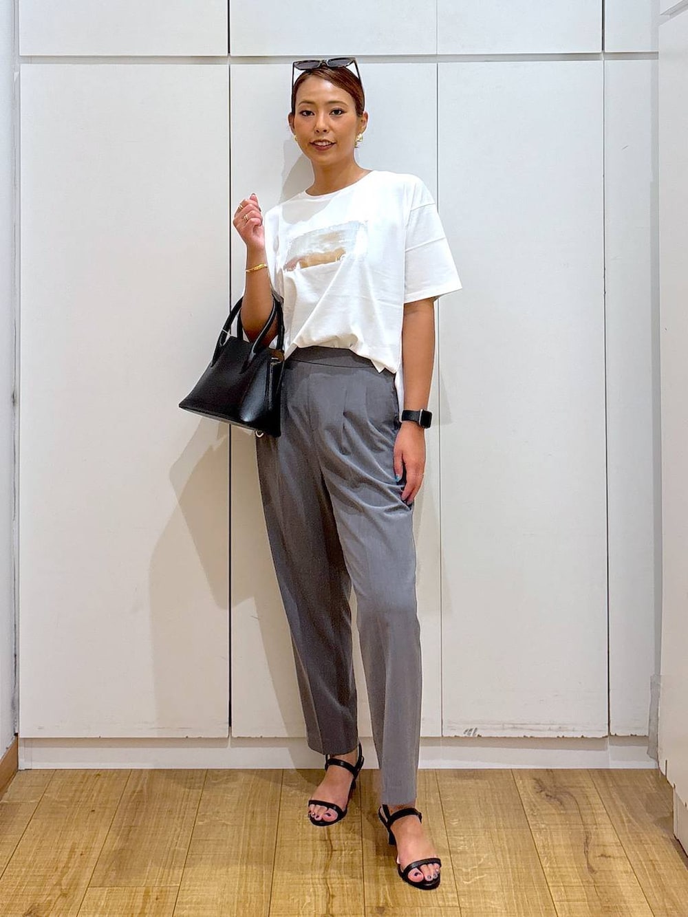 「体型カバー、高見え、着痩せ・細見え、高身長、ママコーデ、骨格ストレート、GLOBAL WORK、and STセール」｜「GLOBAL WORKのリッチクリーンプリントT半袖/147640（Tシャツ/カットソー、ホワイト系）」を使った、ココさん（レディース・165cm）の夏コーディネートの2枚目の写真