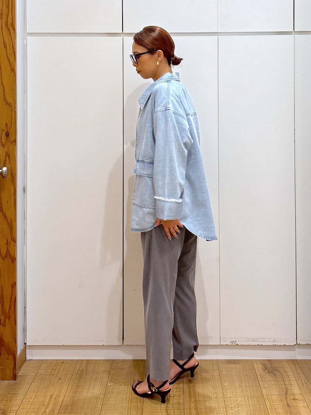 「体型カバー、高見え、高身長、ママコーデ、骨格ストレート、GLOBAL WORK、着痩せ・細見え、and STセール、秋冬新作」｜「GLOBAL WORKのリッチクリーンプリントT半袖/147640（Tシャツ/カットソー、ホワイト系）」を使った、ココさん（レディース・165cm）の夏コーディネートの5枚目の写真