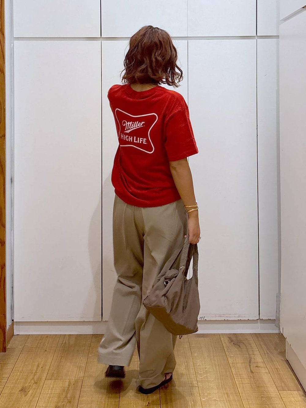 「体型カバー、高見え、高身長、ママコーデ、骨格ストレート、GLOBAL WORK、着痩せ・細見え、and STセール」｜「GLOBAL WORKのUVカットアソートサングラス/283830（サングラス、ブラウン系）」を使った、ココさん（レディース・165cm）の夏コーディネートの5枚目の写真