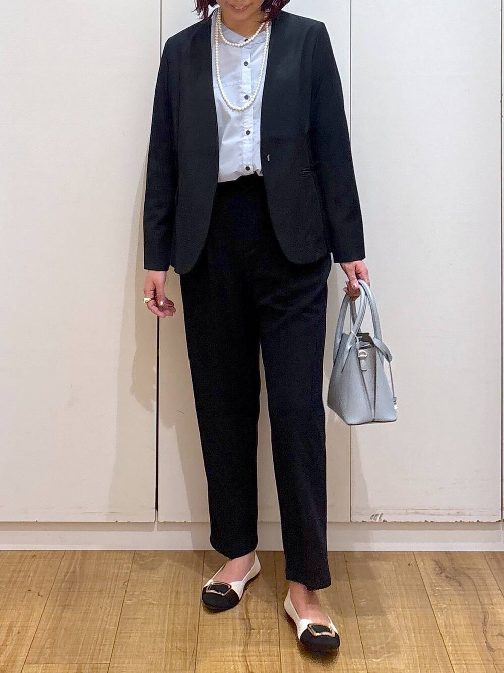 「高見え、体型カバー、高身長、ママコーデ、骨格ストレート、GLOBAL WORK、着痩せ・細見え」|「GLOBAL WORKのウツクシルエットノーカラージャケット/133613(ノーカラージャケット、ブラック系)」を使った、ココさん(レディース・165cm)の春コーディネートの6枚目の写真