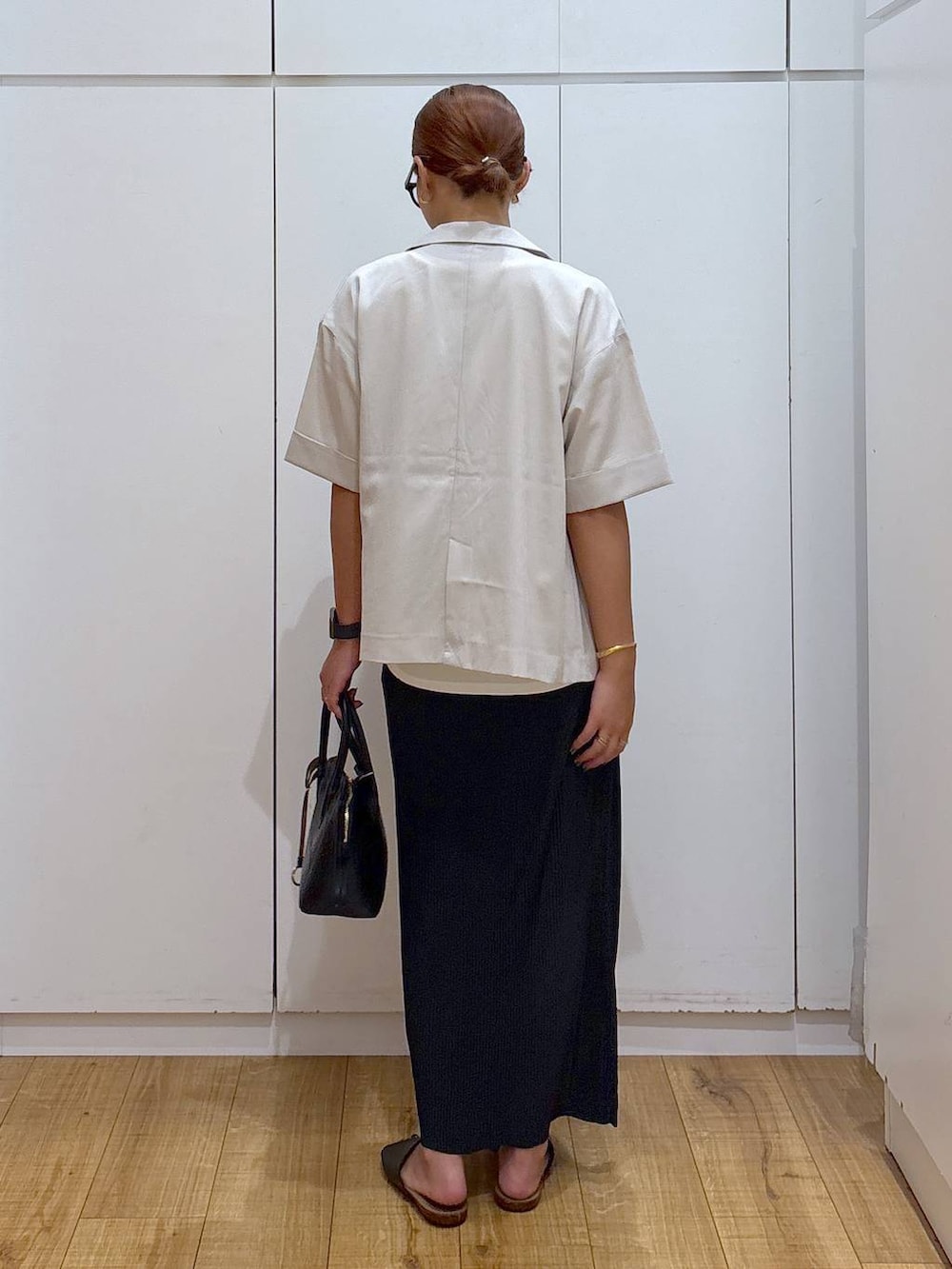 「高身長、GLOBAL WORK、体型カバー、高見え、ママコーデ、骨格ストレート、着痩せ・細見え、and STセール」｜「GLOBAL WORKのリッチクリーンプリントT半袖/147640（Tシャツ/カットソー、ホワイト系）」を使った、ココさん（レディース・165cm）の夏コーディネートの4枚目の写真