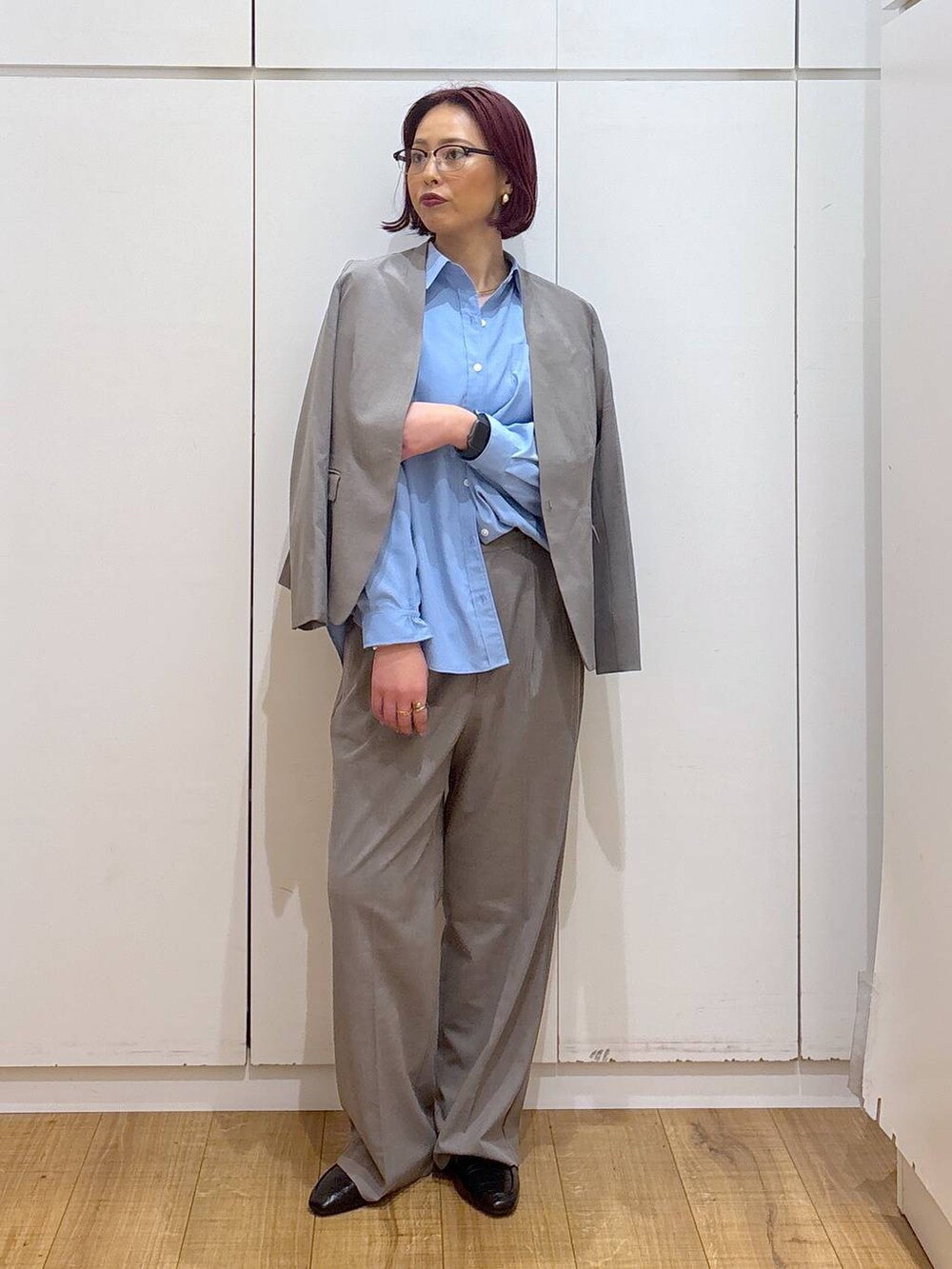 「体型カバー、高見え、高身長、ママコーデ、骨格ストレート、GLOBAL WORK、着痩せ・細見え」|「GLOBAL WORKのウツクシルエットワイドパンツ/133599(その他パンツ、ブラウン系)」を使った、ココさん(レディース・165cm)の春コーディネートの4枚目の写真