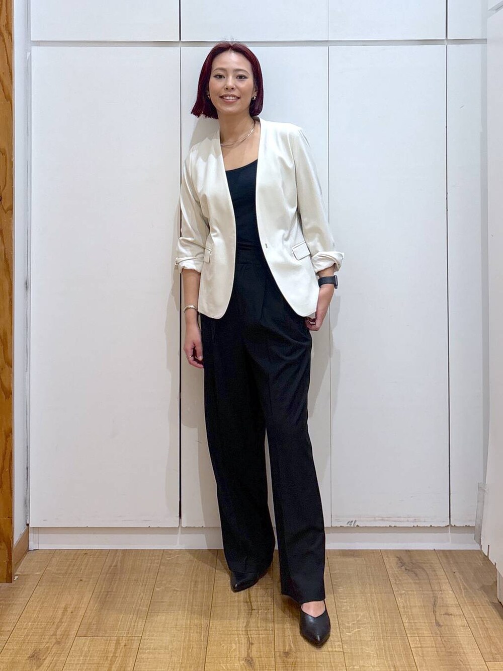 「体型カバー、高見え、高身長、ママコーデ、骨格ストレート、GLOBAL WORK、着痩せ・細見え、ジャケット、オケージョン、春コーデ」|「GLOBAL WORKのウツクシルエットワイドパンツ/133599(その他パンツ、ブラック系)」を使った、ココさん(レディース・165cm)の春コーディネートの2枚目の写真