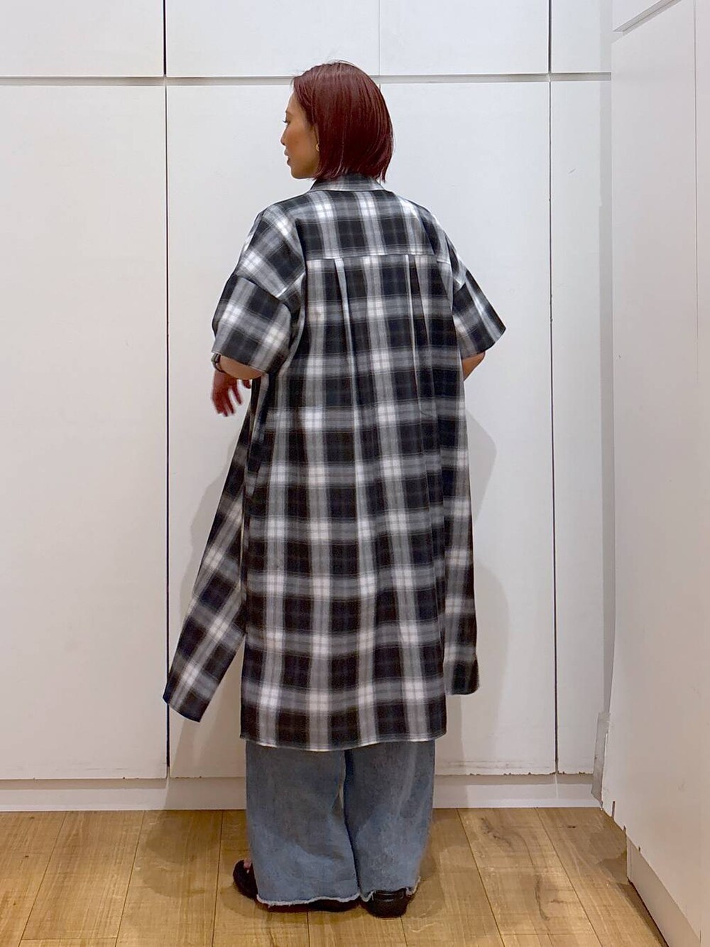 「体型カバー、高見え、高身長、ママコーデ、骨格ストレート、GLOBAL WORK、着痩せ・細見え」|「GLOBAL WORKのリッチクリーンプリントT半袖/147640(Tシャツ/カットソー、ホワイト系)」を使った、ココさん(レディース・165cm)の春コーディネートの3枚目の写真