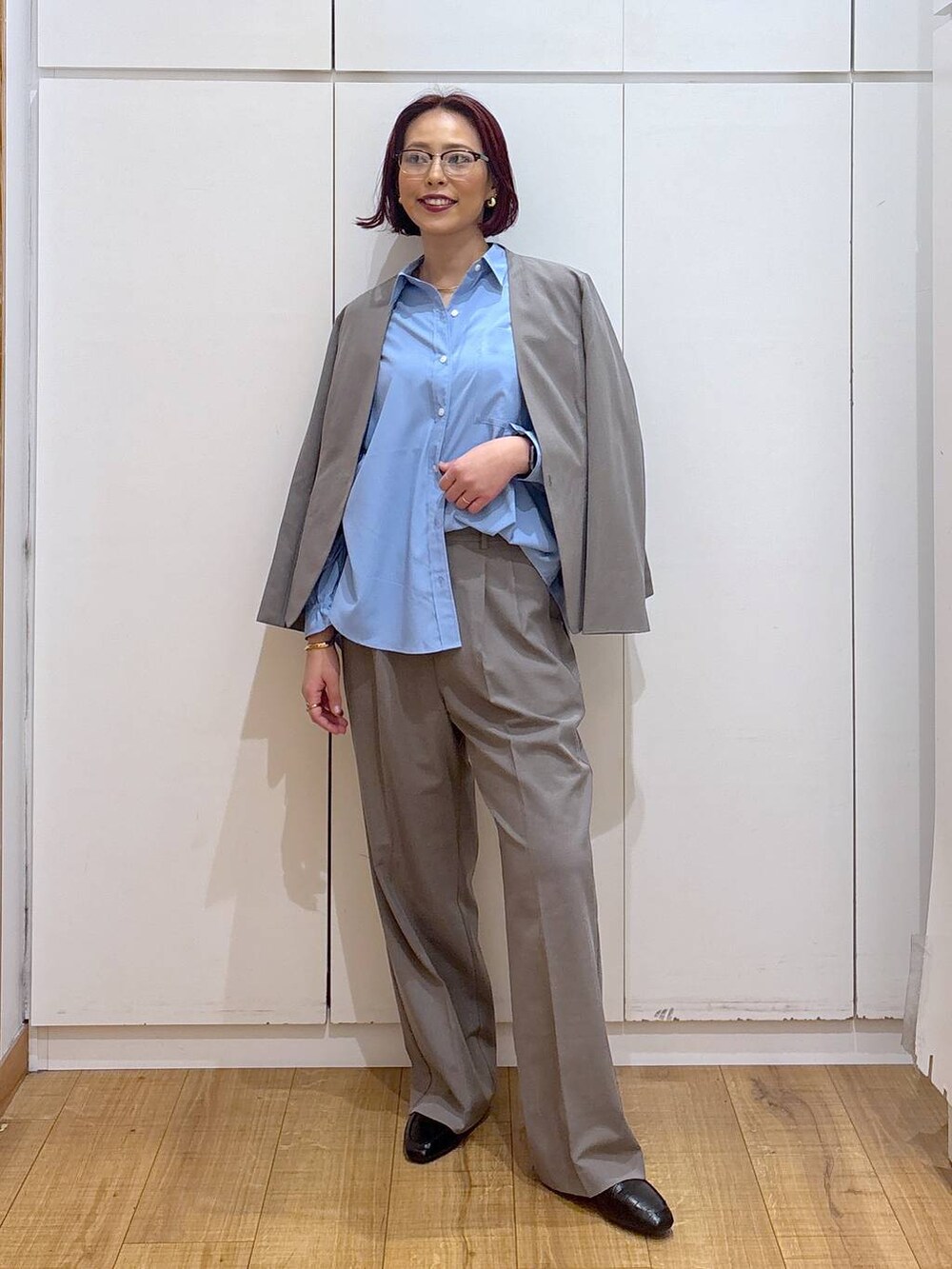 「体型カバー、高見え、高身長、ママコーデ、骨格ストレート、GLOBAL WORK、着痩せ・細見え」|「GLOBAL WORKのウツクシルエットワイドパンツ/133599(その他パンツ、ブラウン系)」を使った、ココさん(レディース・165cm)の春コーディネートの3枚目の写真