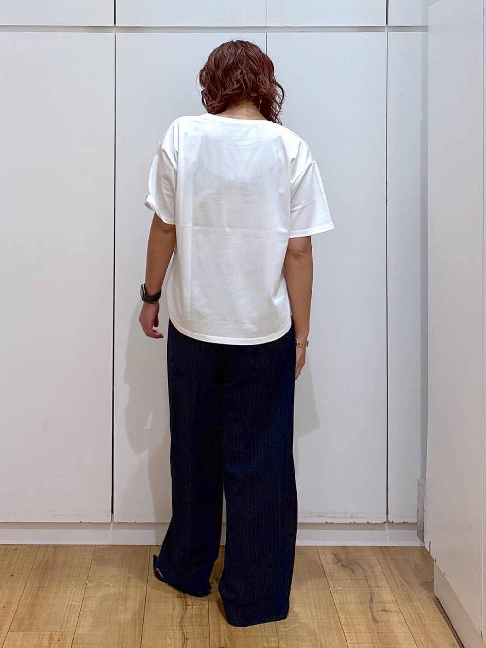 「体型カバー、高見え、高身長、ママコーデ、骨格ストレート、GLOBAL WORK、着痩せ・細見え」｜「GLOBAL WORKのリッチクリーンプリントT半袖/147640（Tシャツ/カットソー、ホワイト系）」を使った、ココさん（レディース・165cm）の夏コーディネートの5枚目の写真