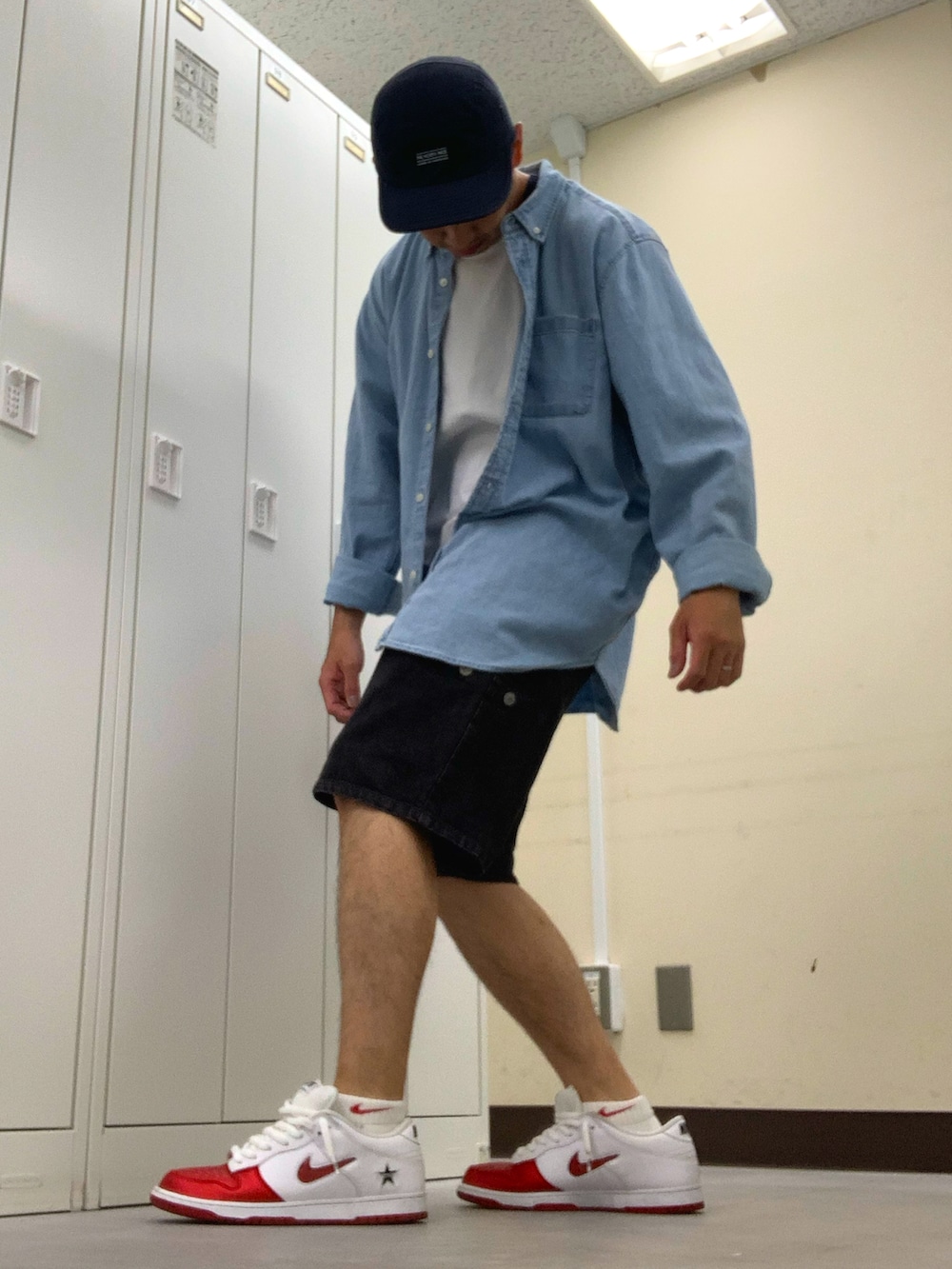 「THE NORTH FACEのアイテム（キャップ、ブルー系）」を使った、植草ムノイズ達郎さん（メンズ・174cm）の夏コーディネートの2枚目の写真