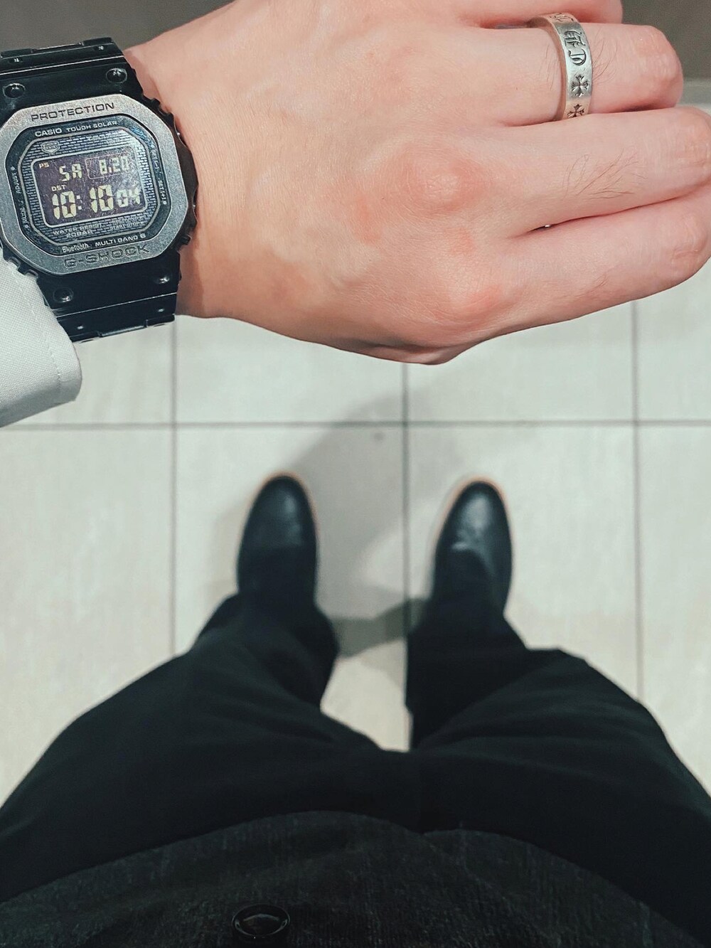 「VINTAGE、Suit、Dickies、Dickies874、ted baker、summer」｜「Dickiesのディッキーズ ワークパンツ レングス32 874（その他パンツ、ブラック系）」を使った、Aya “RCKY” Hirano さん（メンズ・180cm）の夏コーディネートの2枚目の写真