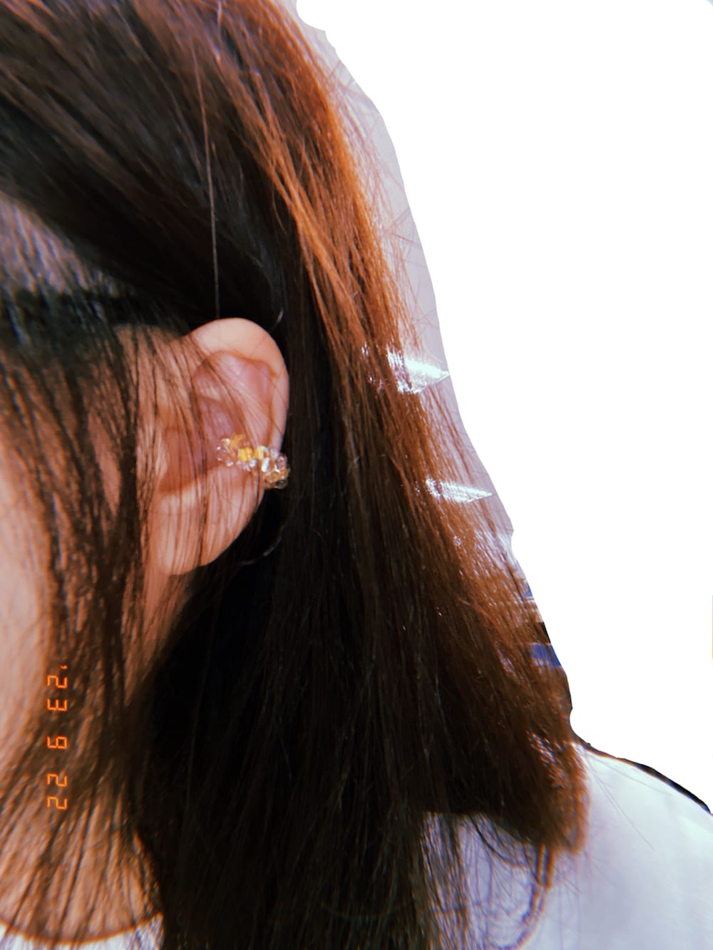 その他のリング、ゴールド系のリング、ゴールド系のリングを着用したレディースの秋コーディネートの2枚目の写真