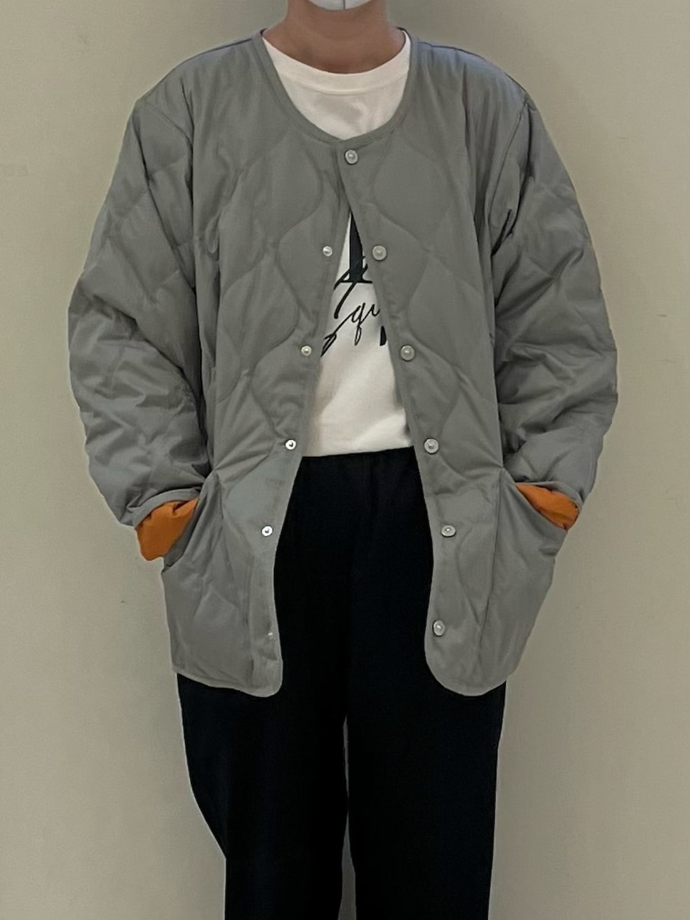 「秋服準備はじめました、シンプルスタイル、オトナ女子、お出かけコーデ、メンズライク、カジュアルコーデ、オトナカワイイ、秋のコーデ、TAION、ダウンジャケット」｜「GLOSTERの【GLOSTER/グロスター】シェフパンツ イージーパンツ（その他パンツ、ブラック系）」を使った、Hayashida さん（レディース・162cm）の秋コーディネートの2枚目の写真