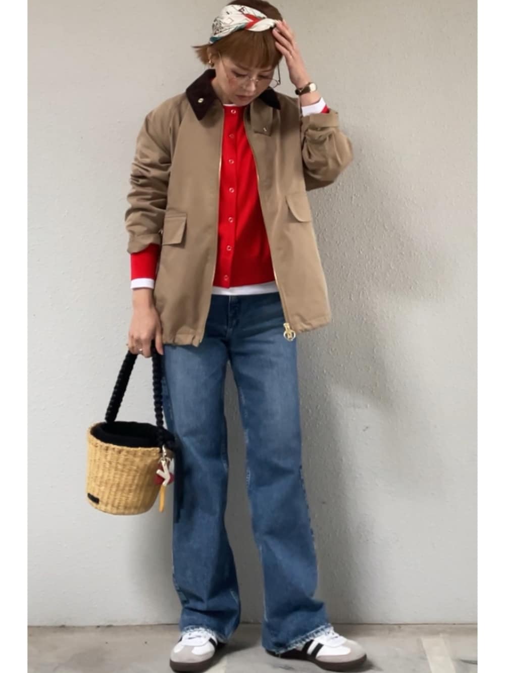 「今日のコーデ、スカーフ、春先取り、低身長女子、春服コーデ、着回しコーデ」｜「IENAのBarbour/バブアー 別注 BORROWDALE/ボロウデイル ジャケット（その他アウター、ベージュ系）」を使った、tomoさん（レディース・153cm）の春コーディネートの2枚目の写真