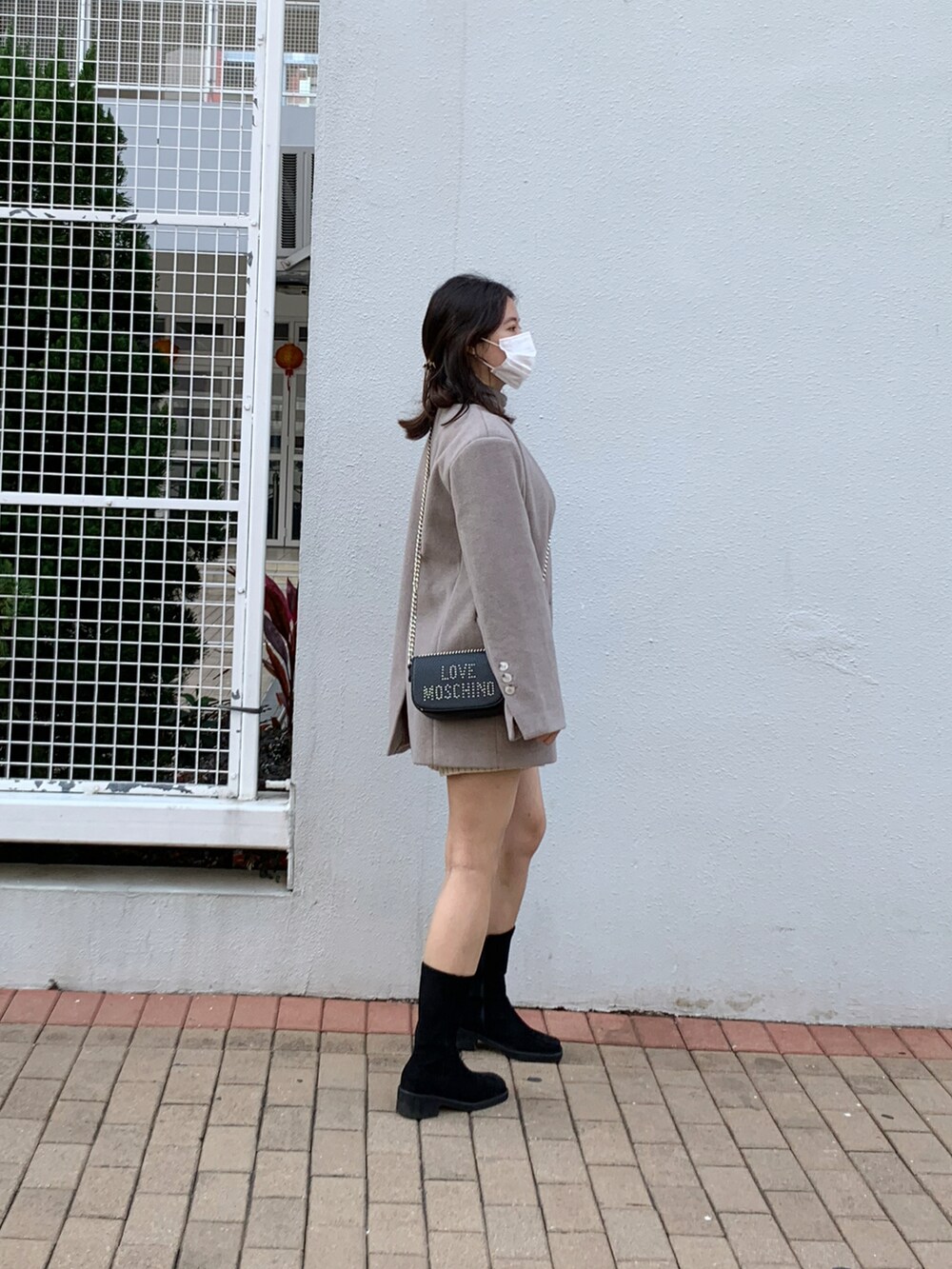 「復古、oversize、西裝外套、ootd」｜「mercci22のアイテム（ジャケット/アウター、グレー系）」を使った、christaさん（レディース・162cm）の冬コーディネートの2枚目の写真