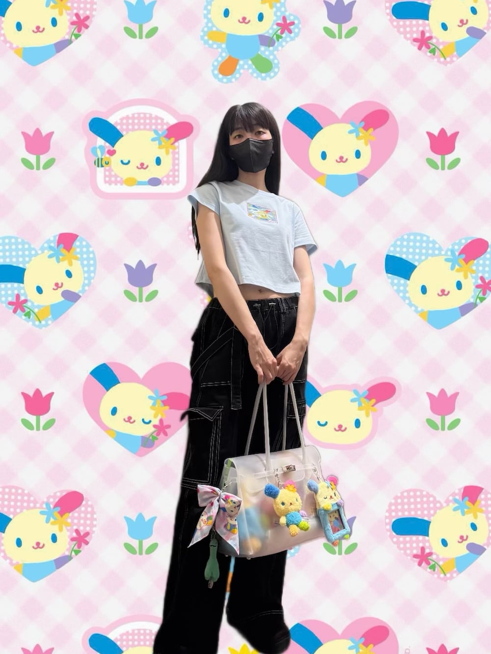 ブルー系のTシャツ/カットソー、ブルー系のその他アウター、ブラック系のパンツを着用したレディースの夏コーディネートの2枚目の写真