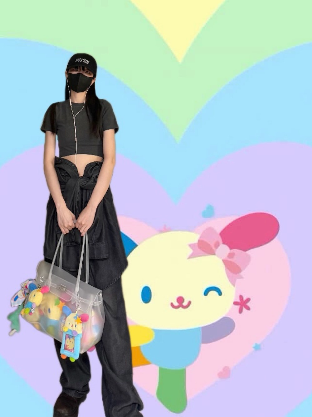 ブラック系のシャツ/ブラウス、グレー系のTシャツ/カットソー、ブラック系のデニムパンツを着用したレディースの夏コーディネートの4枚目の写真