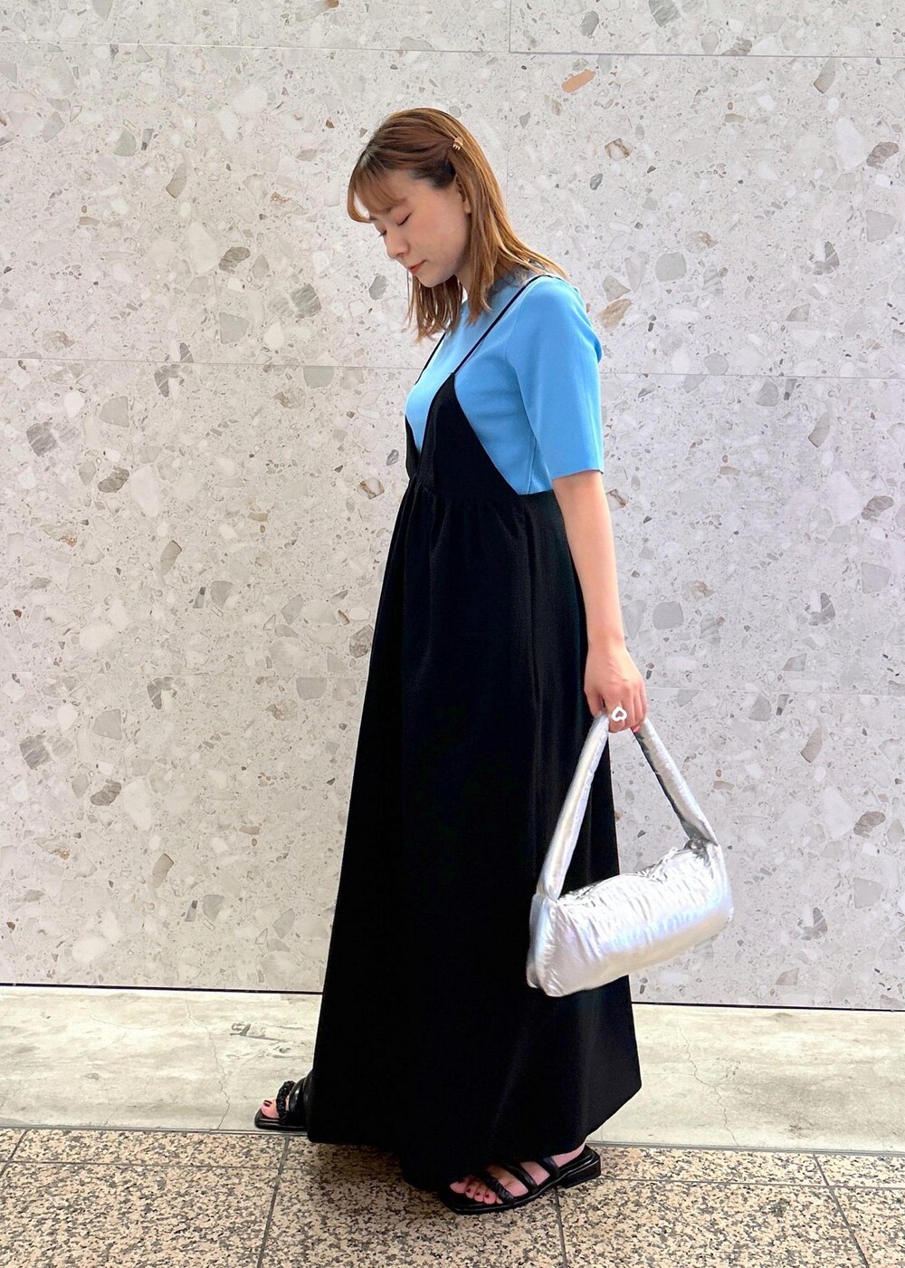 「JW PEI、ジェイダブリューペイ、kokyo、コキヨ、ADAM ET ROPÉ、FEMME、骨格ウェーブ、イエベ、きれいめ、きれいめカジュアル、フェミニン、レイヤード、夏、秋、夏コーデ」｜「JW PEIの【JW PEI】Jada（サンダル、ブラック系）」を使った、ハヅキさん（レディース・158cm）の夏コーディネートの2枚目の写真