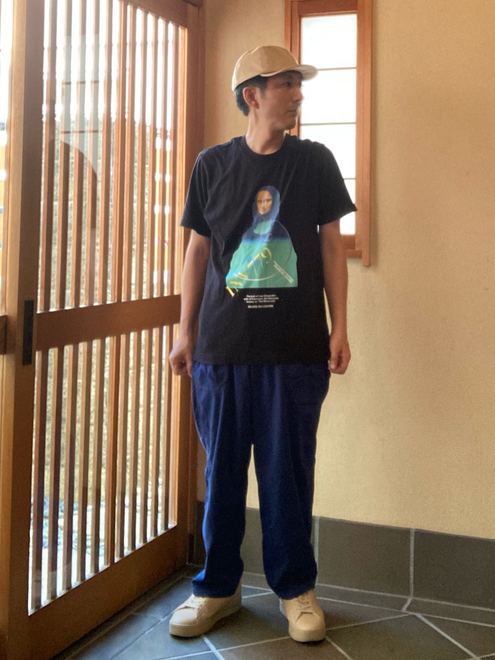 「あたまにキャップフェス、ガーデニングパンツ、ショートバイザー」｜「coenの起毛ガーデンイージーパンツ（その他パンツ、ブルー系）」を使った、オッパみさん（メンズ・165cm）の夏コーディネートの2枚目の写真