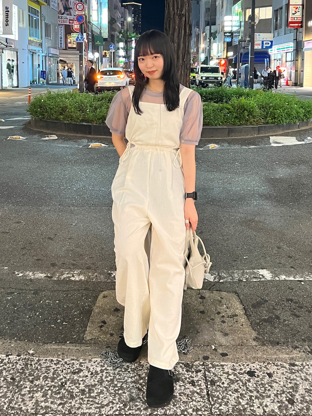 hamamoto hiyoriさんの「【Kolors like you】 fake leather 2way bag（Kastane）」を使ったコーディネートの4枚目の写真
