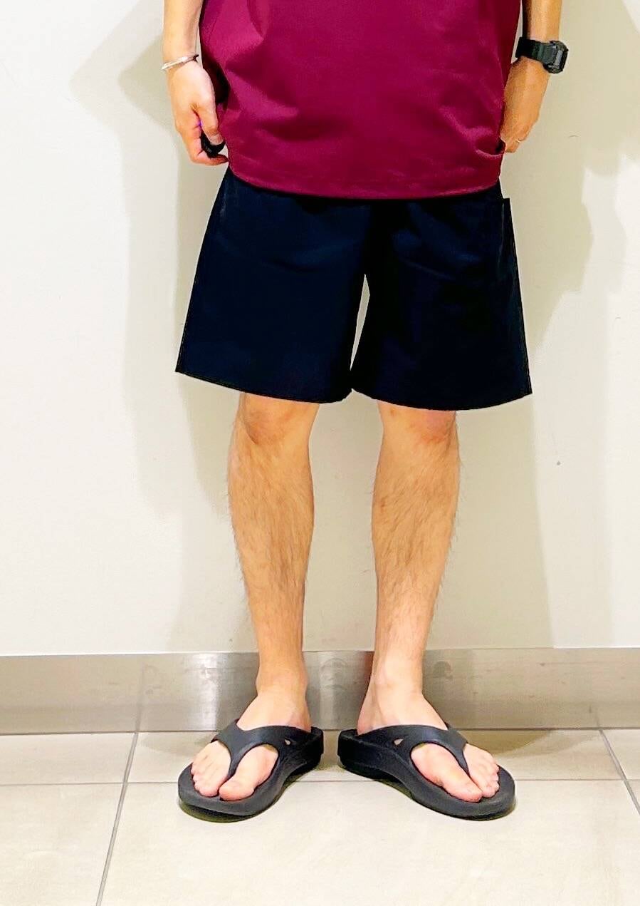 「カジュアル、Tシャツ、urbanresearchdoors、オーバーサイズ、オーバーシルエット、サンダル、キャップ、アウトドア、機能素材、低身長、アーバンリサーチドアーズ、OOFOS、doors、ルーズ、ゆったり」｜「OOFOSのOOFOS　Ooriginal（サンダル、ブラック系）」を使った、DAIKI TAKEYAさん（メンズ・165cm）の夏コーディネートの10枚目の写真