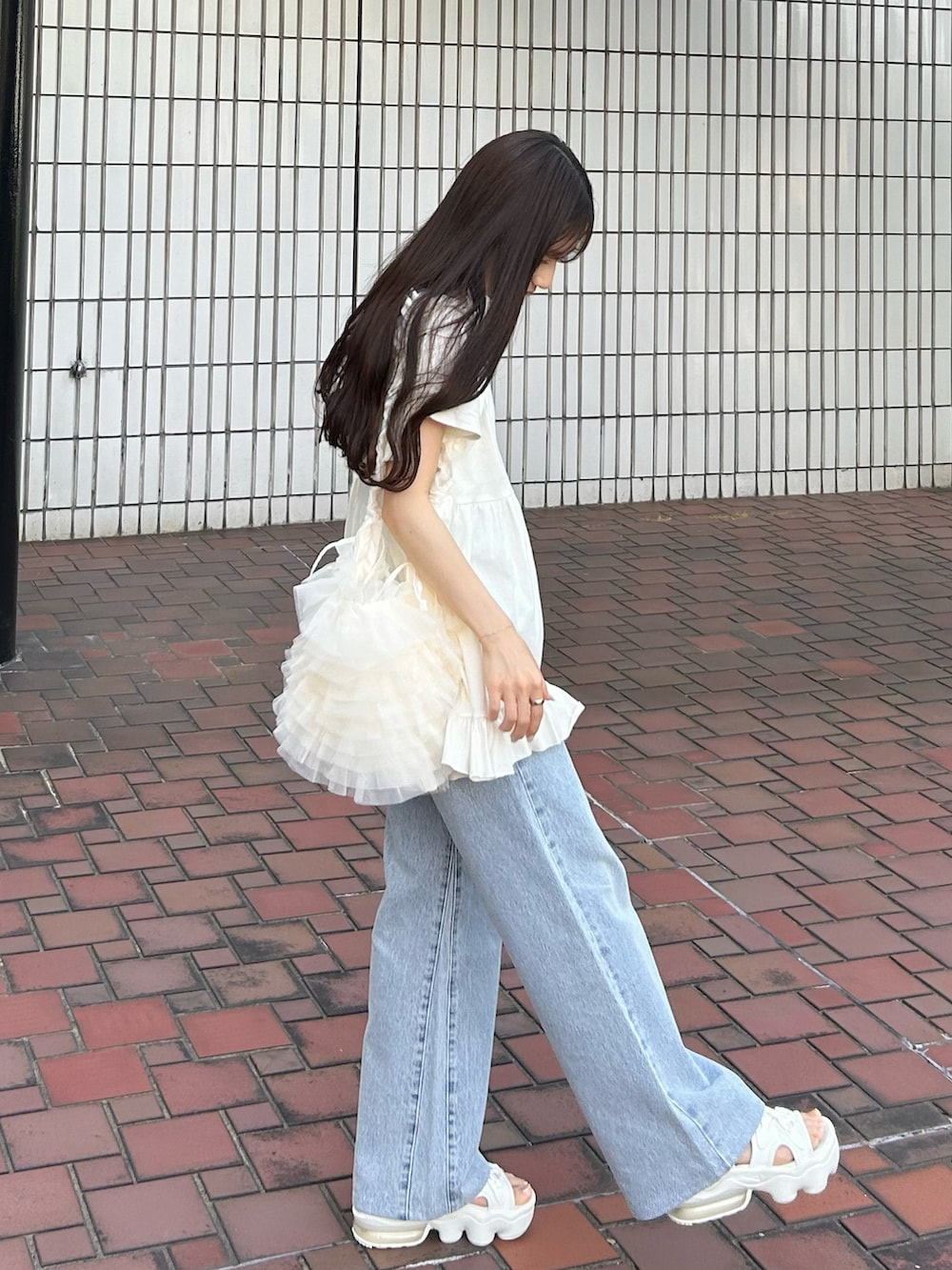 ami｜mysticのデニムパンツを使ったコーディネート - WEAR