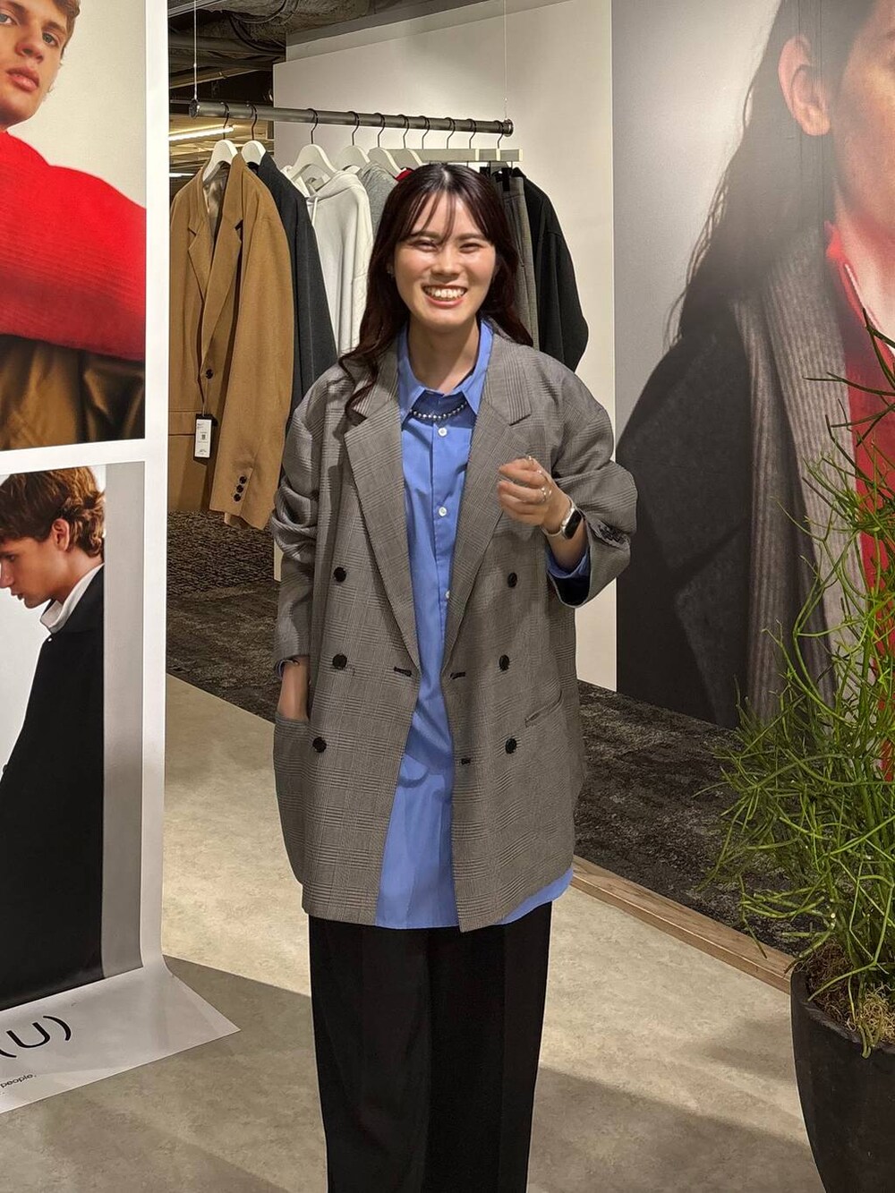 「着痩せ・細見え、高見え、体型カバー、春コーデ、ローリーズスタイル_LOWRYS FARM、LOWRYS FARM、春色、春服みてみて、秋コーデ、秋冬新作、秋服準備はじめました、ユニセックス、ジャケット、ジャケットスタイル、シャツスタイル」｜「LOWRYS FARMのステンレスバングル 452002（リング、その他）」を使った、kuboさん（レディース・161cm）の夏コーディネートの2枚目の写真