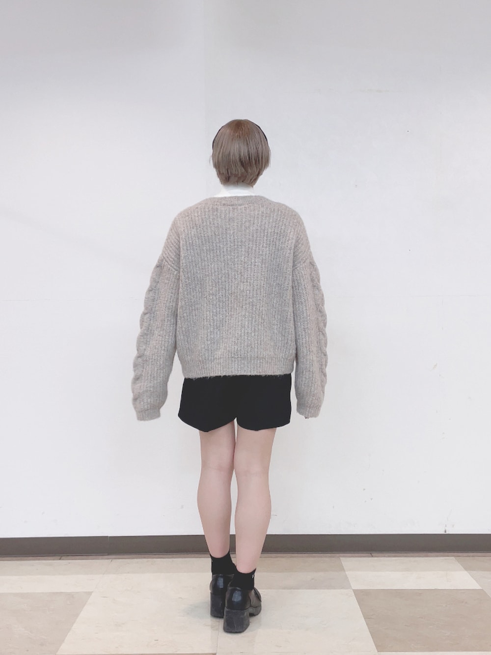 「低身長、おしゃれさんと繋がりたい、ootd、カジュアルコーデ、いいね、save、フォローお願いします🤑、ニットコーデ、あったかコーデ、プチプラ、ガーリー、WEGO、カジュアルガーリー」｜「WEGOのWEGO/パッチポケットケーブルカーディガン（カーディガン/ボレロ、ベージュ系）」を使った、じんももさん（レディース・152cm）の秋コーディネートの3枚目の写真