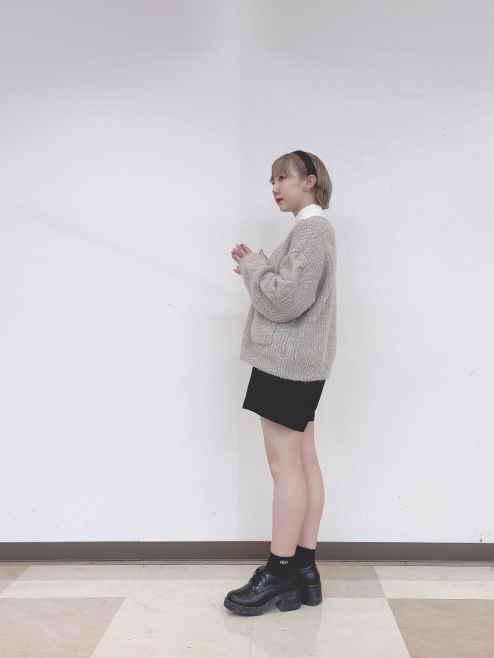 「低身長、おしゃれさんと繋がりたい、ootd、カジュアルコーデ、いいね、save、フォローお願いします🤑、ニットコーデ、あったかコーデ、プチプラ、ガーリー、WEGO、カジュアルガーリー」｜「WEGOのWEGO/パッチポケットケーブルカーディガン（カーディガン/ボレロ、ベージュ系）」を使った、じんももさん（レディース・152cm）の秋コーディネートの2枚目の写真