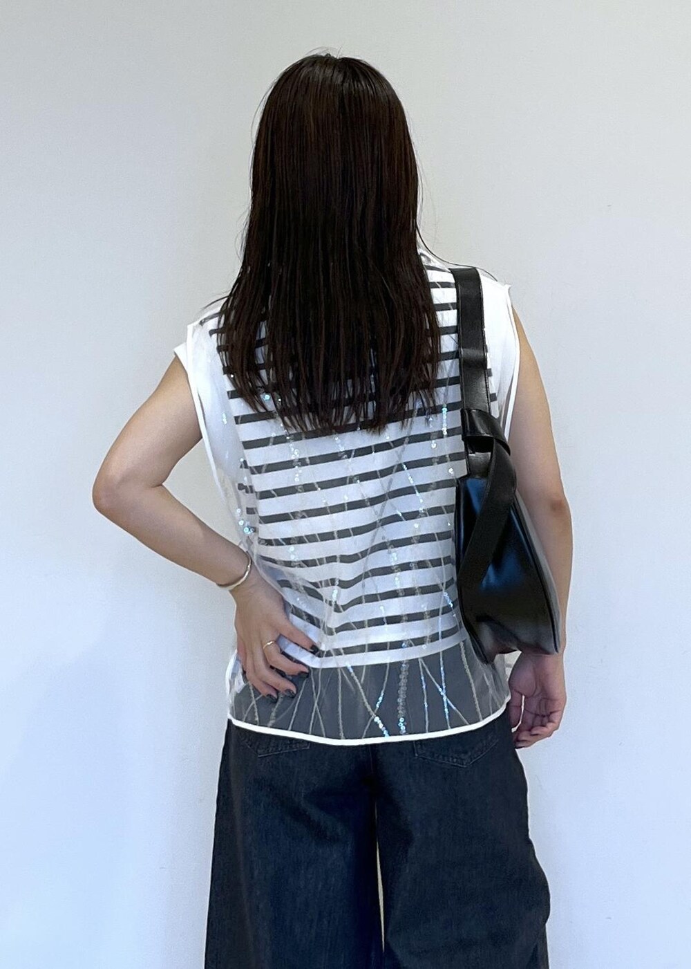 「NEEDBY、ニードバイ、バッグ、Benamun、24ss夏の新作、別注、ブラック、ホワイト、カットソー、デニム、ワイド、ADAM ET ROPÉ、FEMME、SDGs、サステナブル」｜「ADAM ET ROPE'のストレッチブーツサンダル（ブーツ、ブラック系）」を使った、adamtanakaさん（レディース・158cm）の夏コーディネートの8枚目の写真