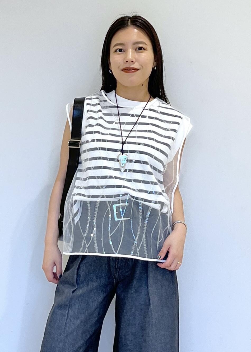 「NEEDBY、ニードバイ、バッグ、Benamun、24ss夏の新作、別注、ブラック、ホワイト、カットソー、デニム、ワイド、ADAM ET ROPÉ、FEMME、SDGs、サステナブル」｜「ADAM ET ROPE'のストレッチブーツサンダル（ブーツ、ブラック系）」を使った、adamtanakaさん（レディース・158cm）の夏コーディネートの6枚目の写真