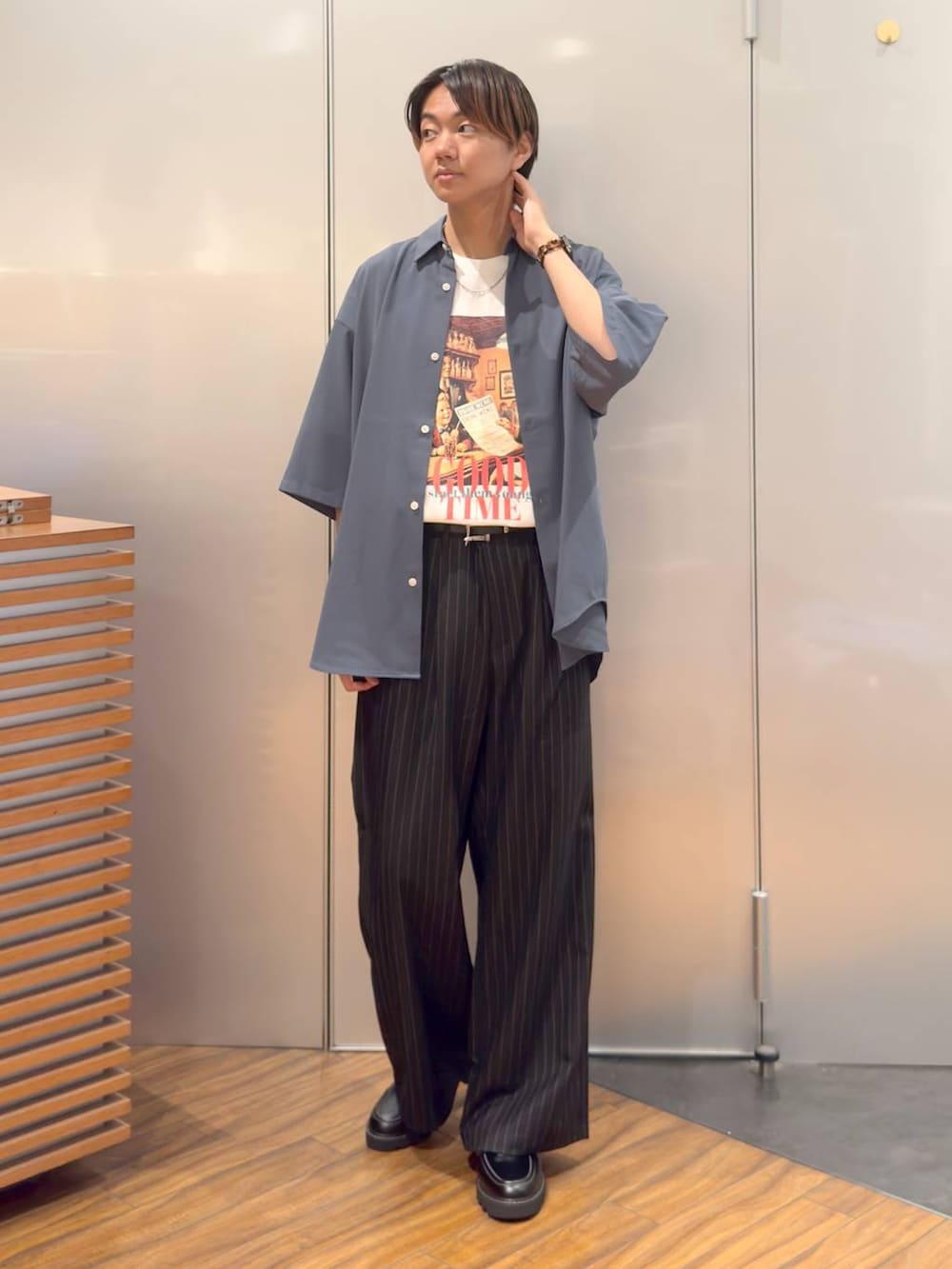 「きれいめ、差し色コーデ、ナチュラル、RAGEBLUE」｜「RAGEBLUEのアンティーク風/メタルバックルリアルレザーベルト（ベルト、ブラック系）」を使った、j3t0u0さん（メンズ・174cm）の夏コーディネートの2枚目の写真
