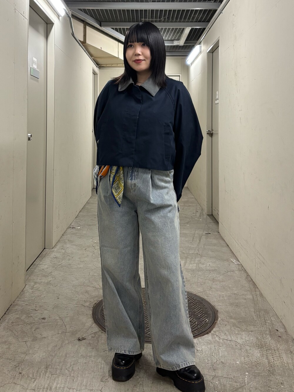 「シンプル、大人コーデ、今日のコーデ、デニム、ootd、春、ジャケット、シンプルコーデ、カジュアル、カジュアルコーデ、オトナカジュアル、おしゃれさんと繋がりたい、きれいめカジュアル、骨格ストレート、KBF」｜「KBFのBACKフレアショートジャケット（その他アウター、ブルー系）」を使った、nagisaさん（骨格ストレート・レディース・153cm）の冬コーディネートの7枚目の写真