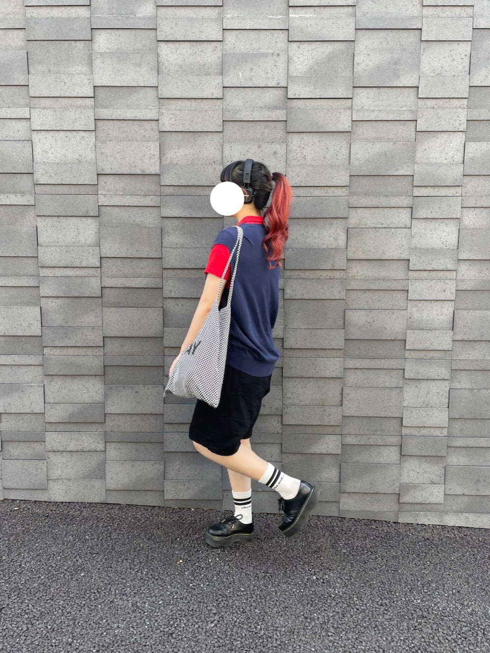 「POLO RALPH LAURENのアイテム（ベスト、ブルー系）」を使った、のんさん（レディース・170cm）の夏コーディネートの2枚目の写真