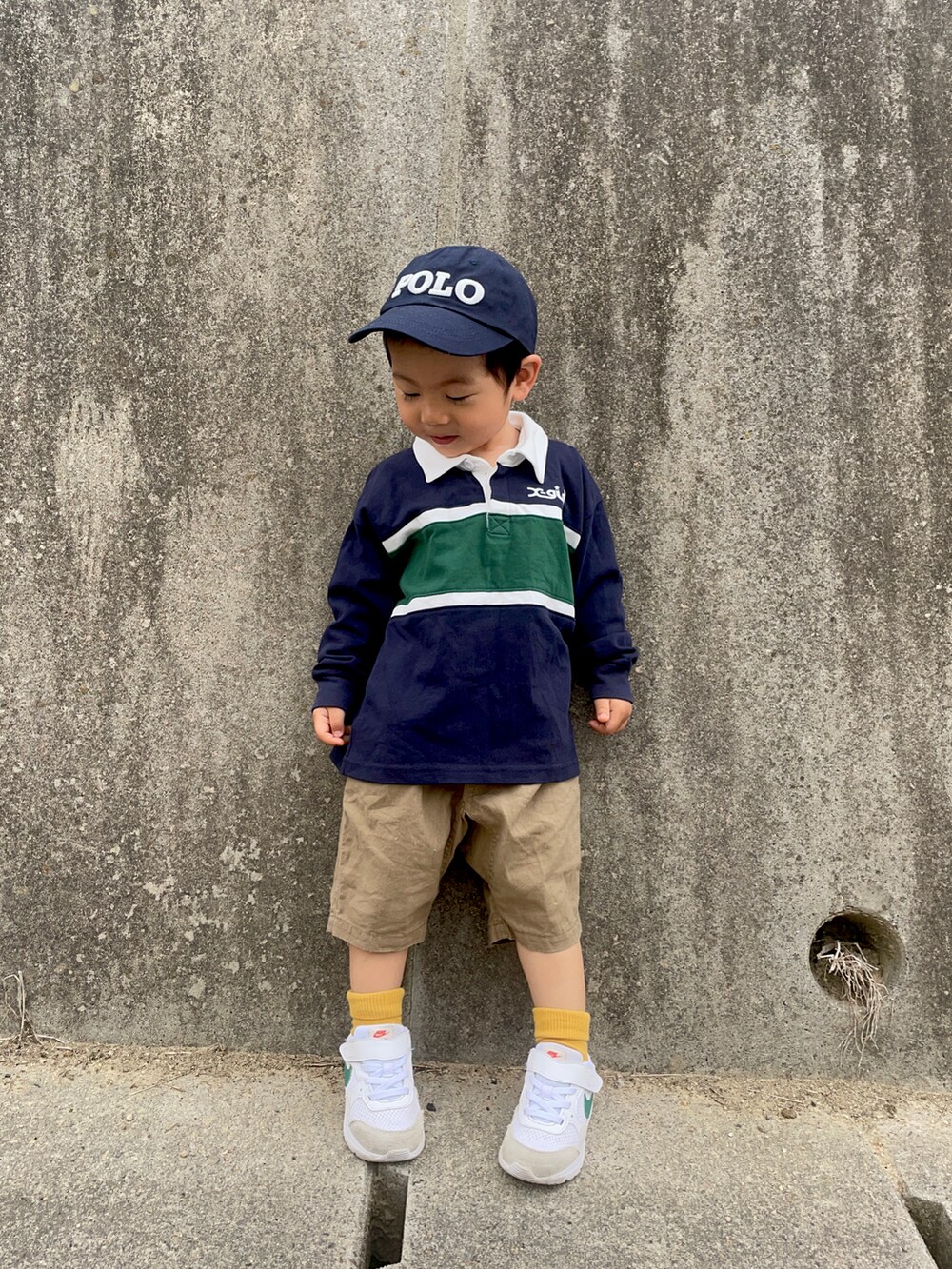 「カラーソックス、キッズファッション、休日スタイル、ロンT、ラガーシャツ、アウトドアスタイル、ZOZOKIDSDAY、ごきげんウィーク、ハーフパンツ」｜「Birthdayのアイテム（キャップ、ブルー系）」を使った、りつぼーさん（キッズ・90cm）の春コーディネートの4枚目の写真
