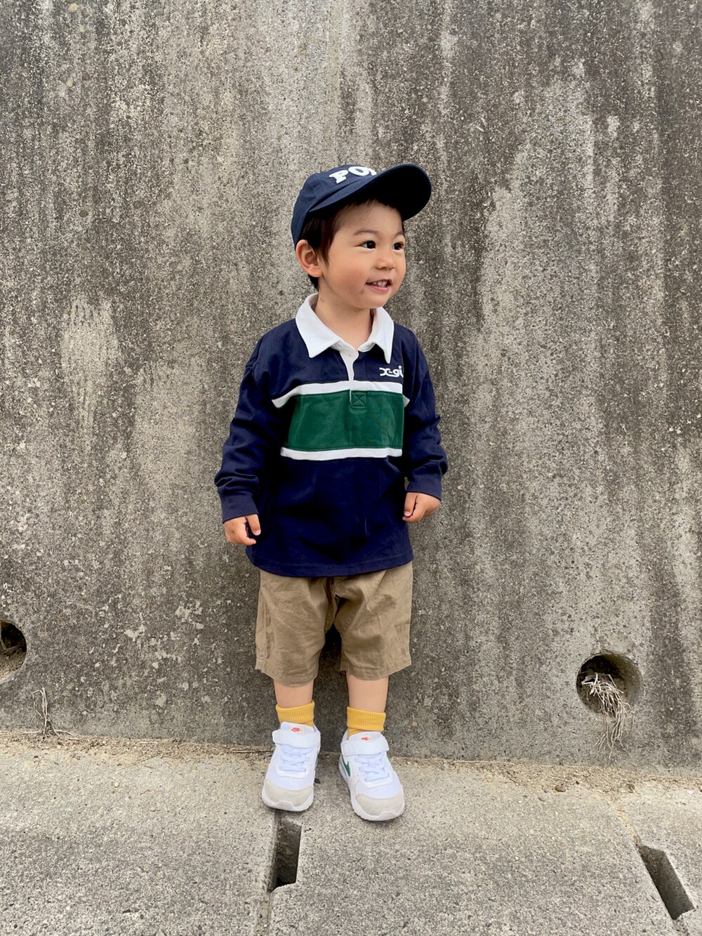 「カラーソックス、キッズファッション、休日スタイル、ロンT、ラガーシャツ、アウトドアスタイル、ZOZOKIDSDAY、ごきげんウィーク、ハーフパンツ」｜「Birthdayのアイテム（キャップ、ブルー系）」を使った、りつぼーさん（キッズ・90cm）の春コーディネートの3枚目の写真