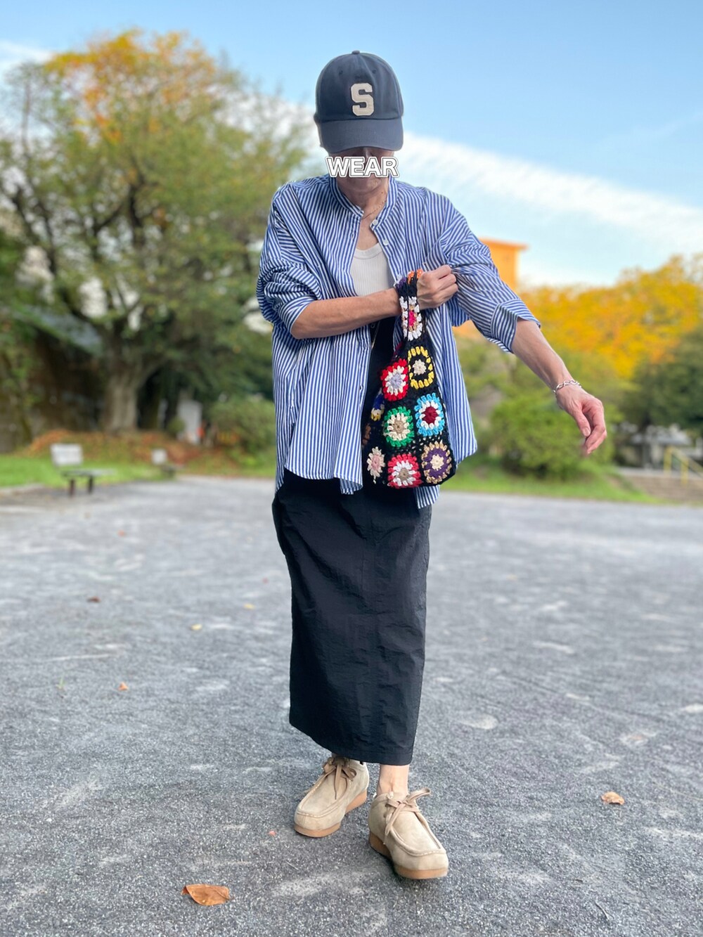 「秋服準備はじめました、ストライプシャツ、シャツスタイル、シアートップス、ジャンパースカート、ジャンスカ、キャップ女子、キャップ、クロシェ編み、ミニトート、モカシン、スウェードシューズ」|「ANGIEの【2023年春夏新色追加】インドボイルシアーオーバーシャツ/ストライプ/無地(シャツ/ブラウス、ブルー系)」を使った、ゆりさん(レディース・154cm)の夏コーディネートの2枚目の写真