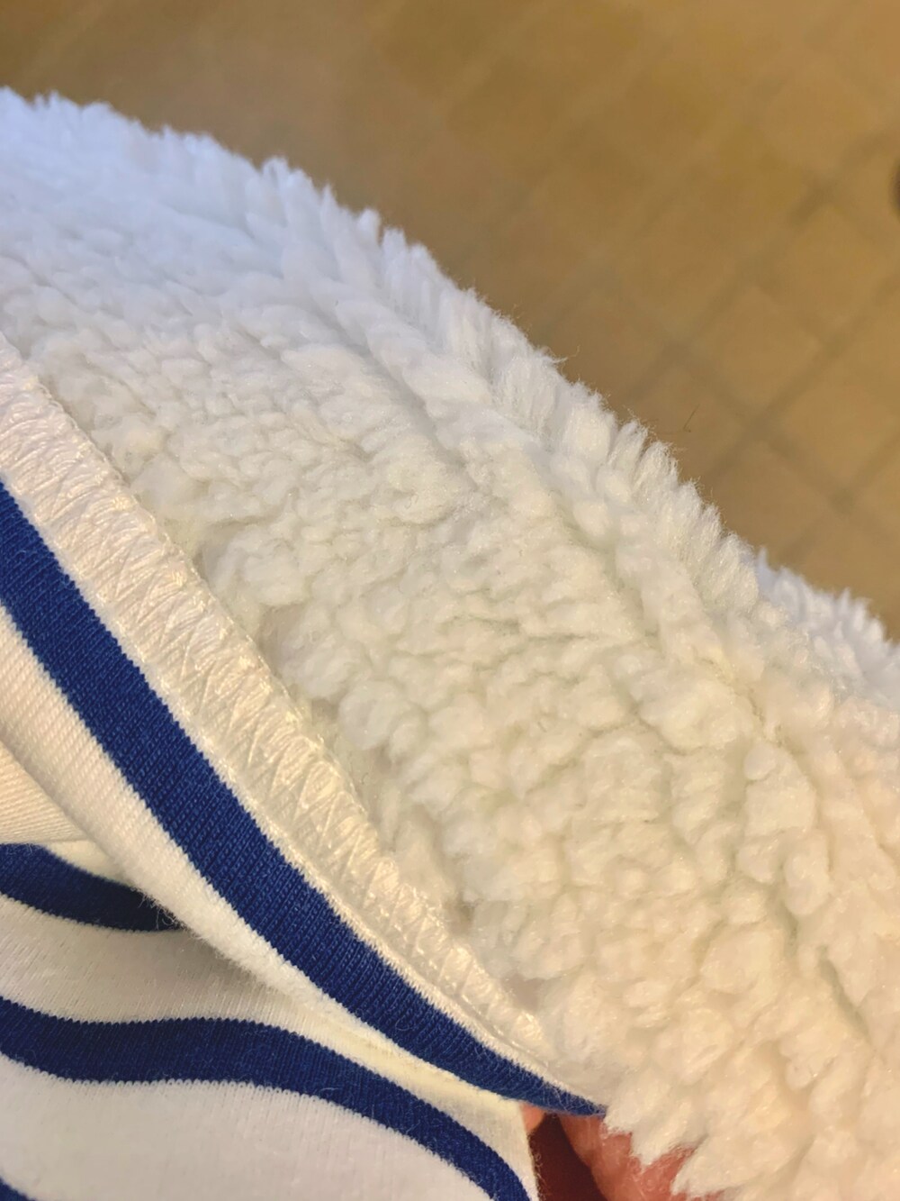 「今日のコーデ、今日の服、フライトキャップ、ボーダー、ジャックパーセル、バルーンパンツ」｜「CONVERSEのアイテム（スニーカー、ホワイト系）」を使った、まっきさん（レディース・149cm）の冬コーディネートの5枚目の写真