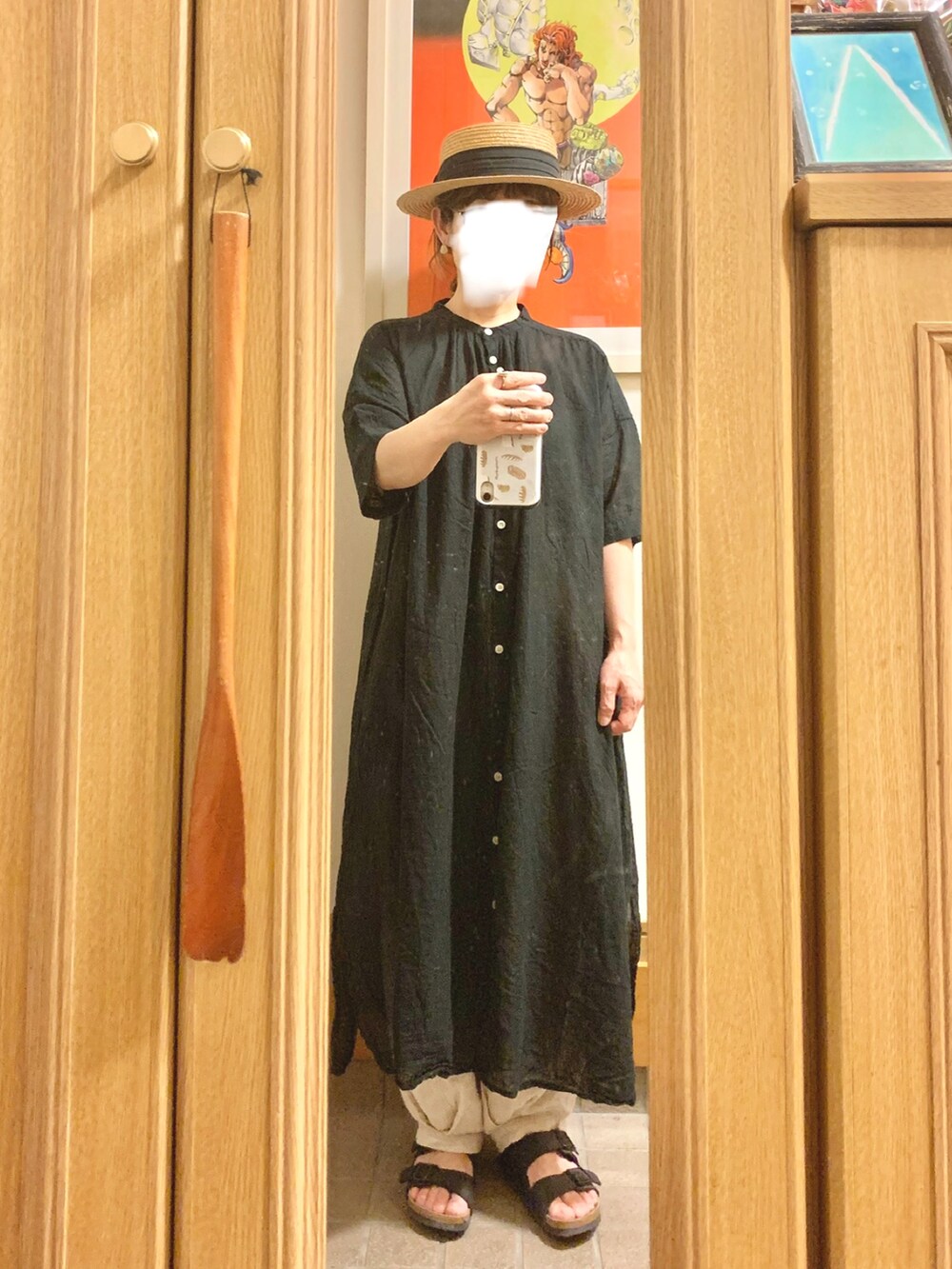 「昨日の買い物、シャツワンピ、シンプルコーデ、つけ襟、ギンガムチェック、夏なのに黒」｜「HEAVENLYのアイテム（ベスト、ブルー系）」を使った、まっきさん（レディース・149cm）の夏コーディネートの3枚目の写真