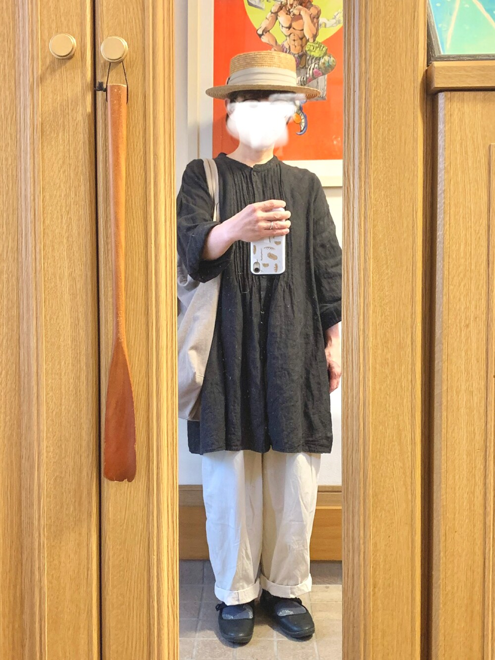 「今日のコーデ、今日の服、ゆるコーデ、モノトーンコーデ、古着」｜「14+の麦ブレードカンカン帽（ハット、ブラック系）」を使った、まっきさん（レディース・149cm）の夏コーディネートの5枚目の写真