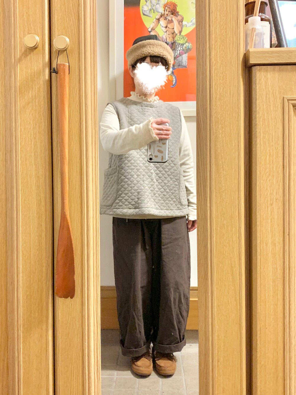 「今日のコーデ、今日の服、ボアハット、ボアキャップ、モカシン、キルティング、ベスト」｜「SUN VALLEYのアイテム（ベスト、ベージュ系）」を使った、まっきさん（レディース・149cm）の冬コーディネートの2枚目の写真